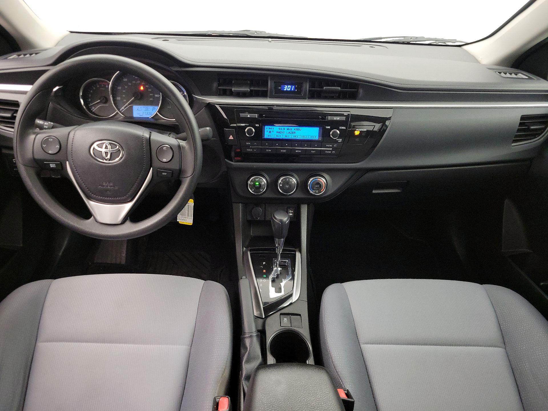 Thumbnail: 2015 Toyota Corolla - 9