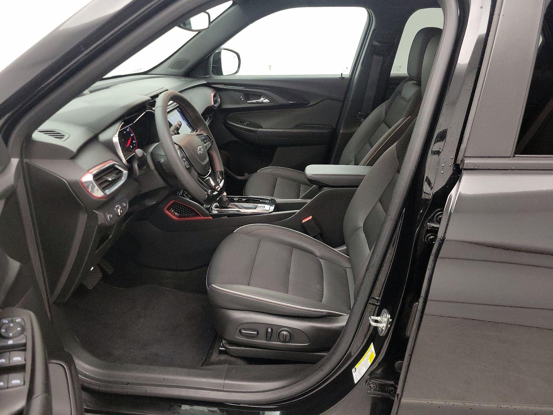 Thumbnail: 2023 Chevrolet TrailBlazer - 11