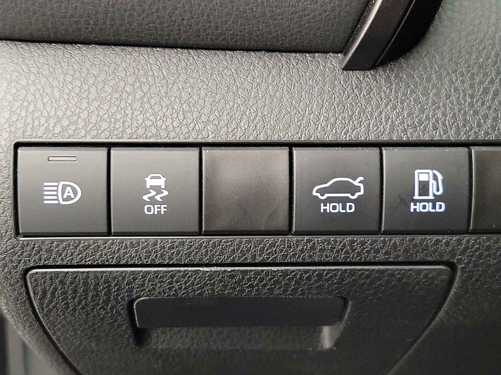 Thumbnail: 2023 Toyota Camry - 13