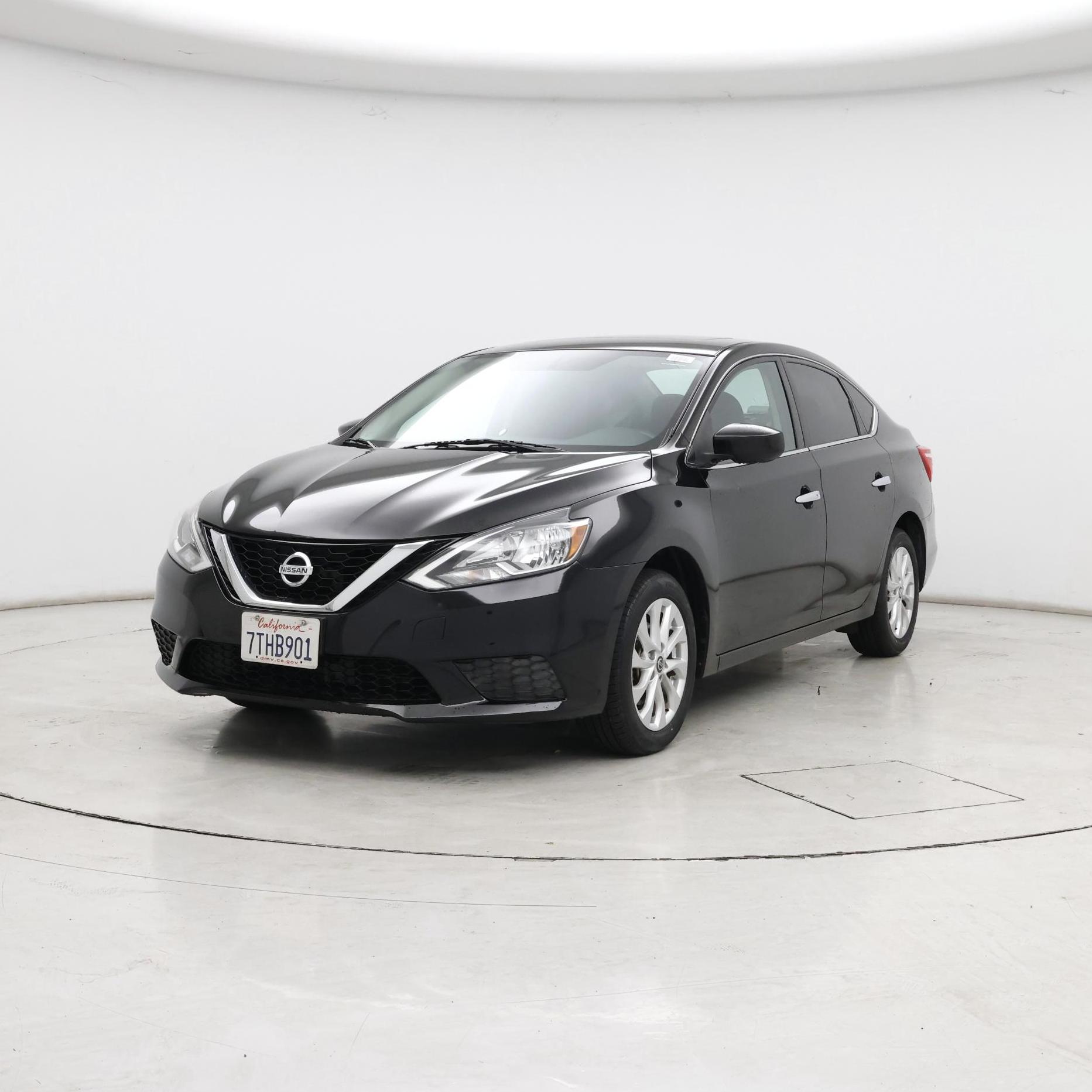 Thumbnail: 2016 Nissan Sentra - 4