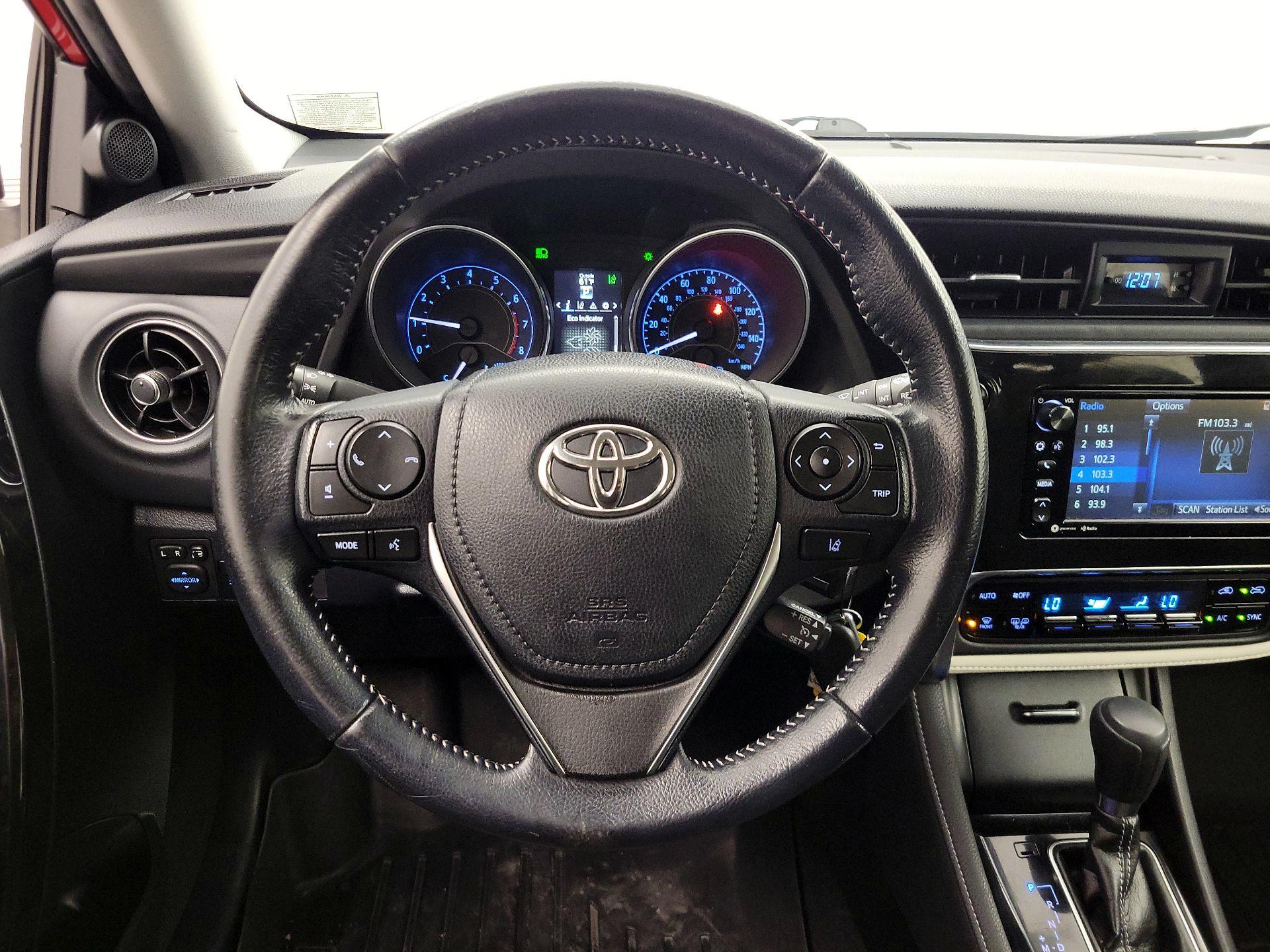 Thumbnail: 2018 Toyota Corolla iM - 10