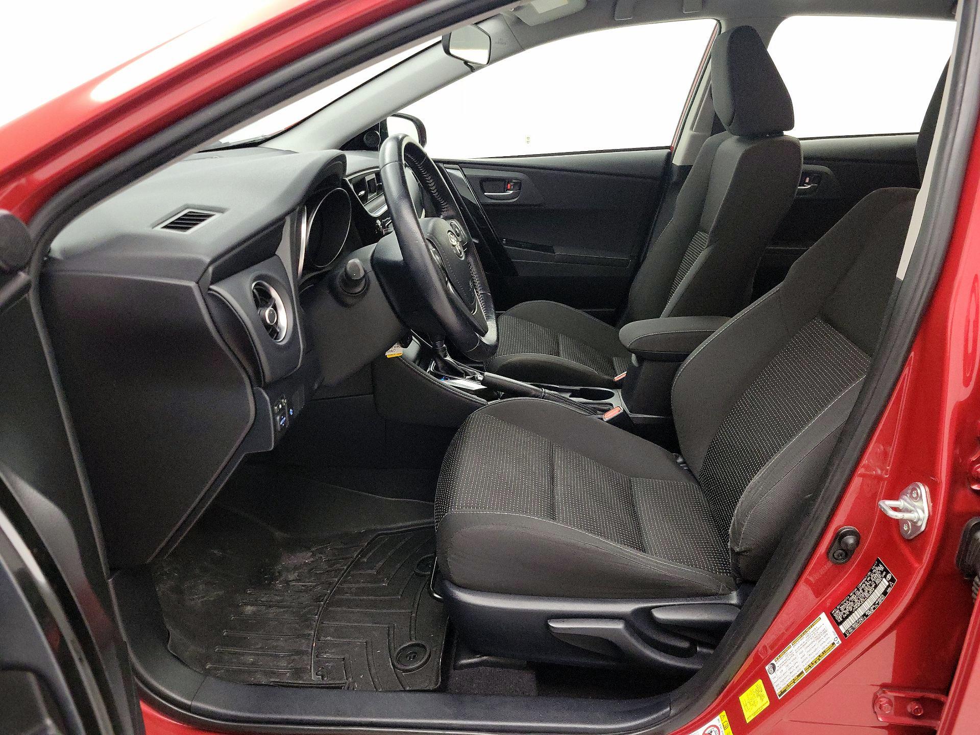 Thumbnail: 2018 Toyota Corolla iM - 11