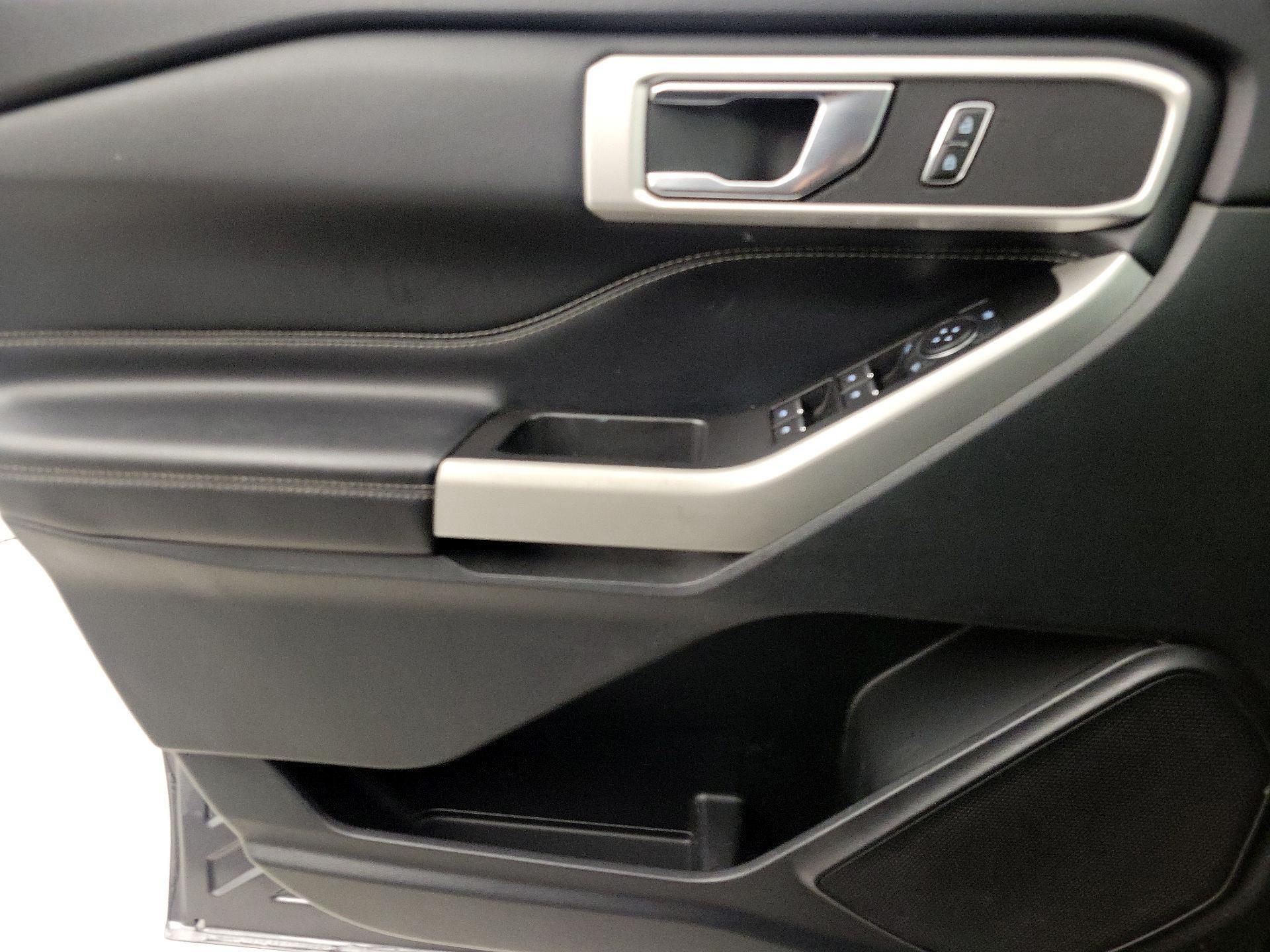 Thumbnail: 2022 Ford Explorer - 12