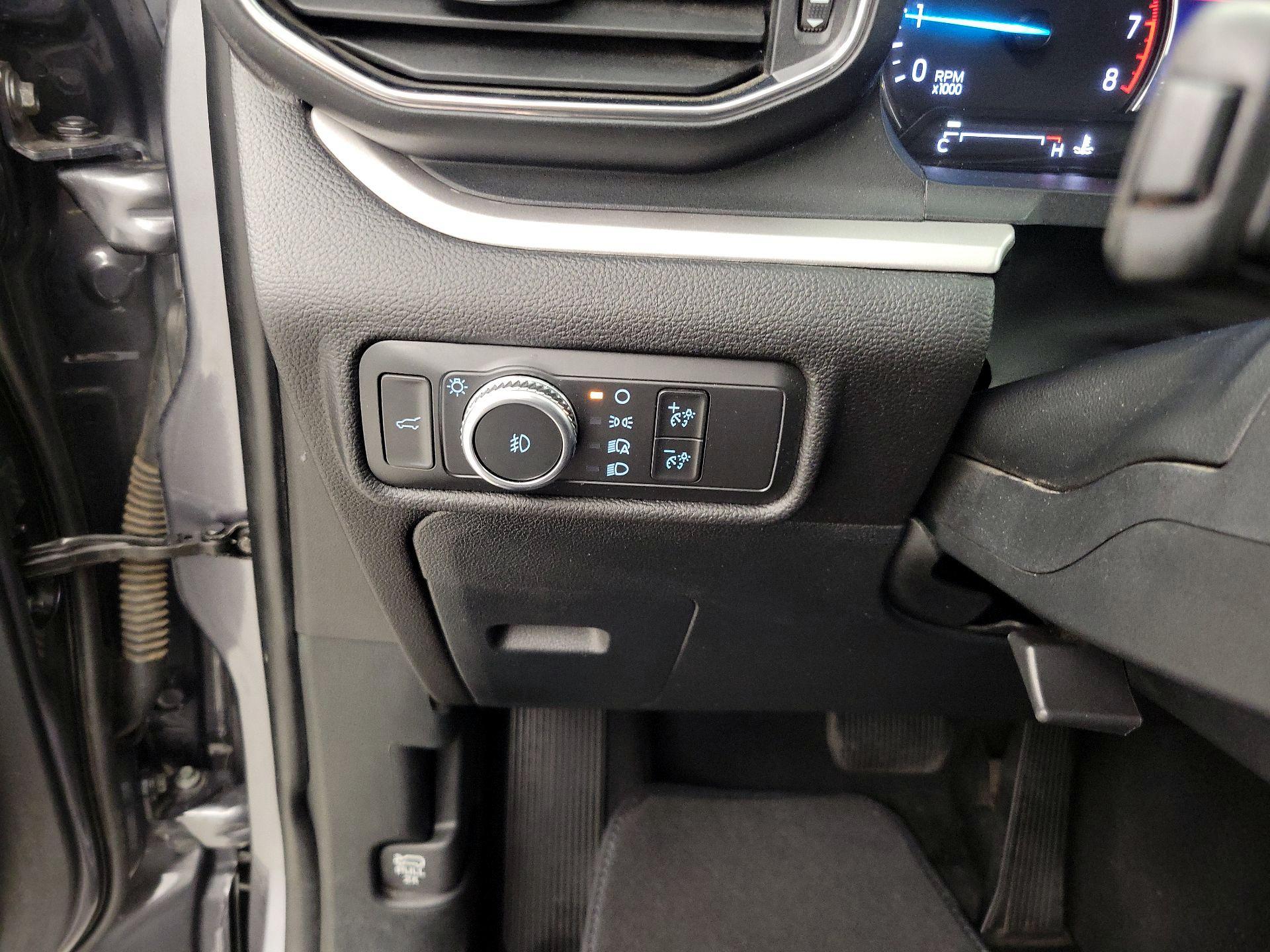 Thumbnail: 2022 Ford Explorer - 13