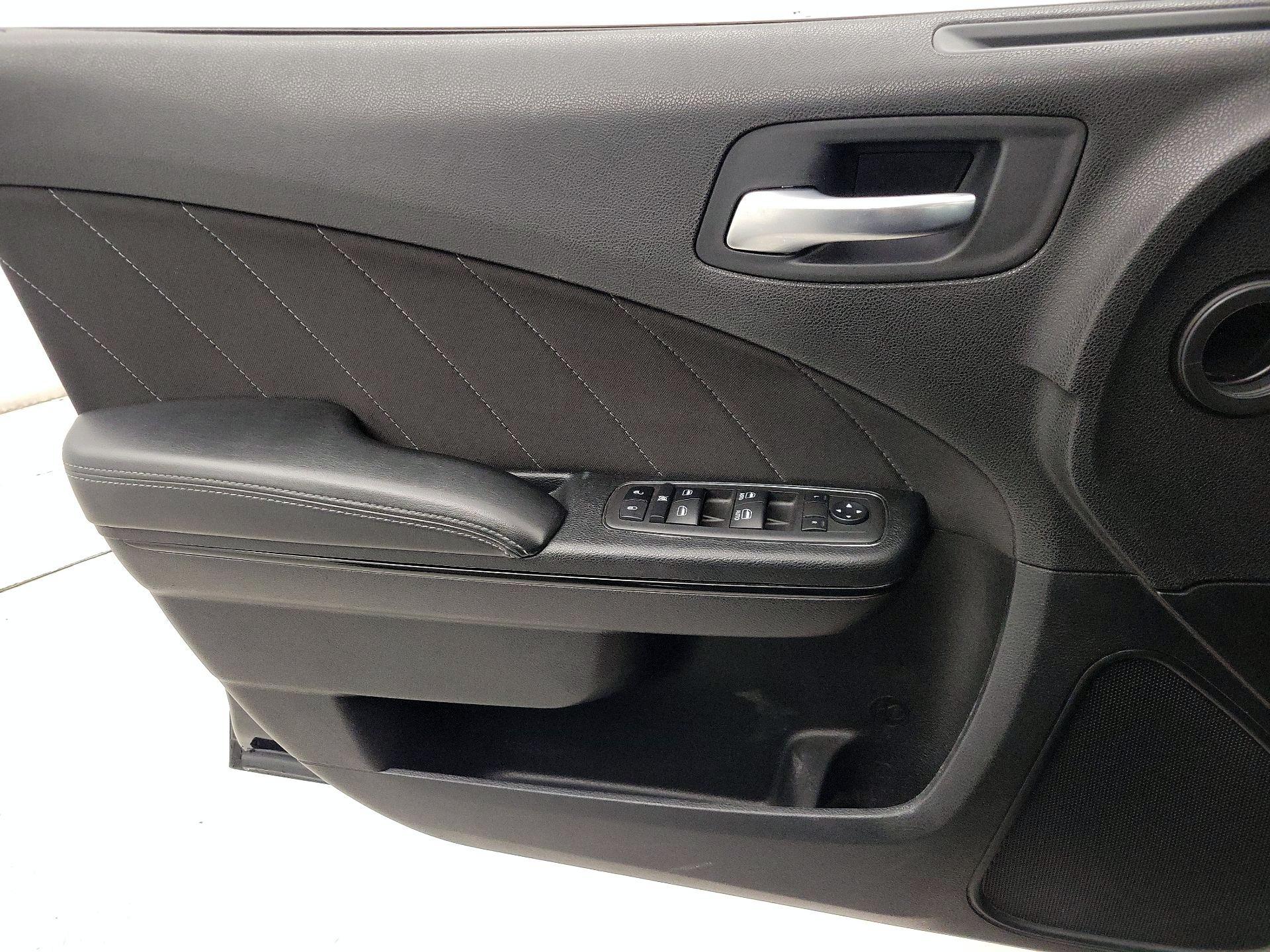 Thumbnail: 2022 Dodge Charger - 12