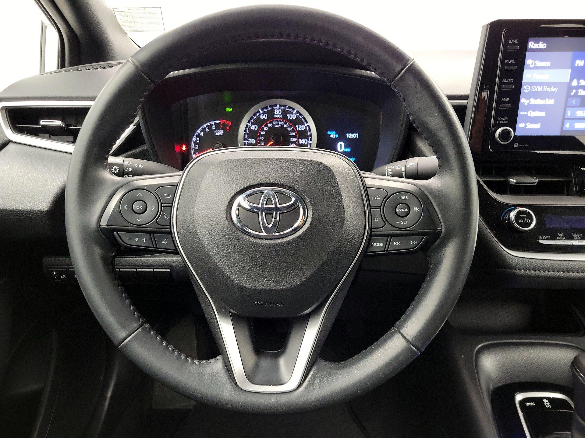 Thumbnail: 2022 Toyota Corolla - 10