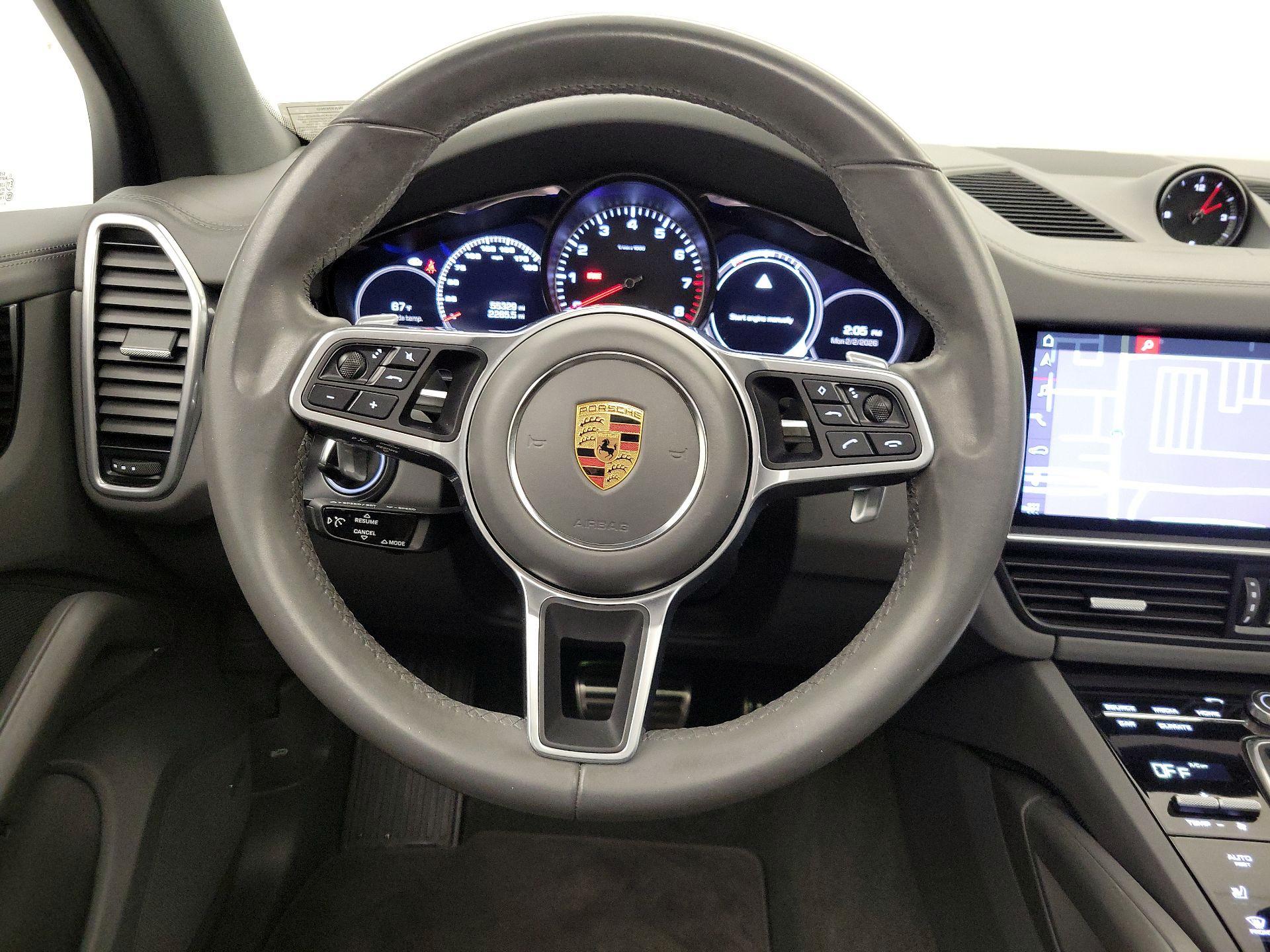 Thumbnail: 2020 Porsche Cayenne - 10