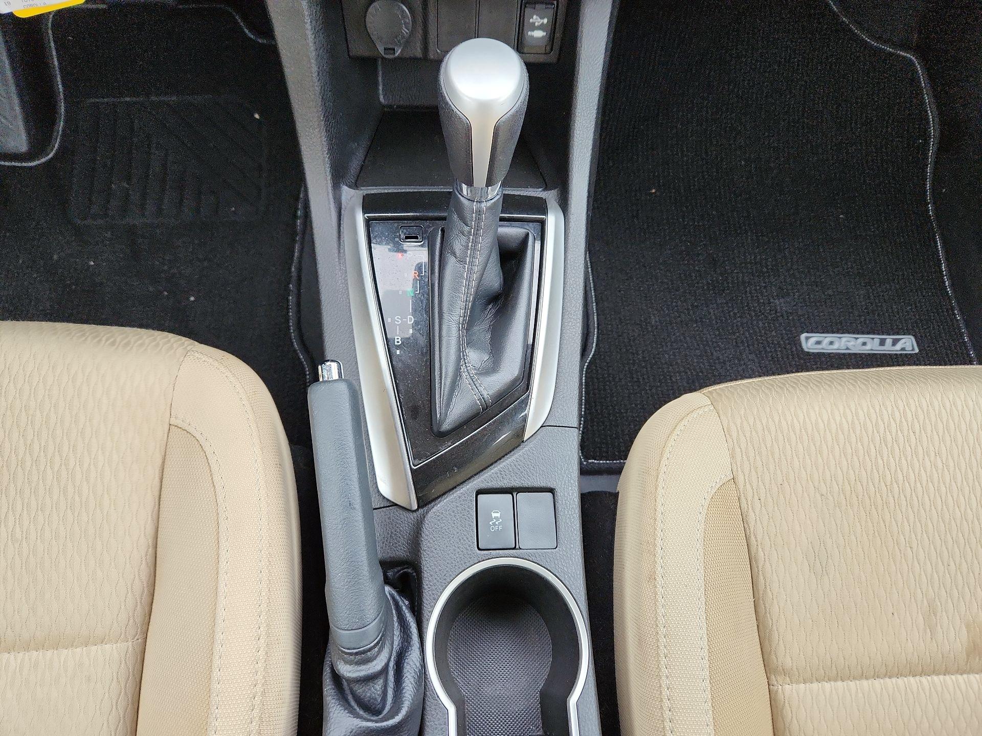 Thumbnail: 2019 Toyota Corolla - 15