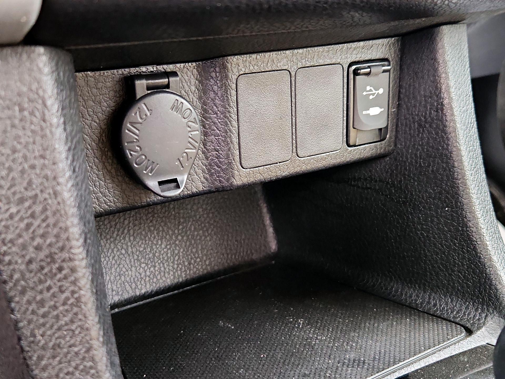 Thumbnail: 2019 Toyota Corolla - 16