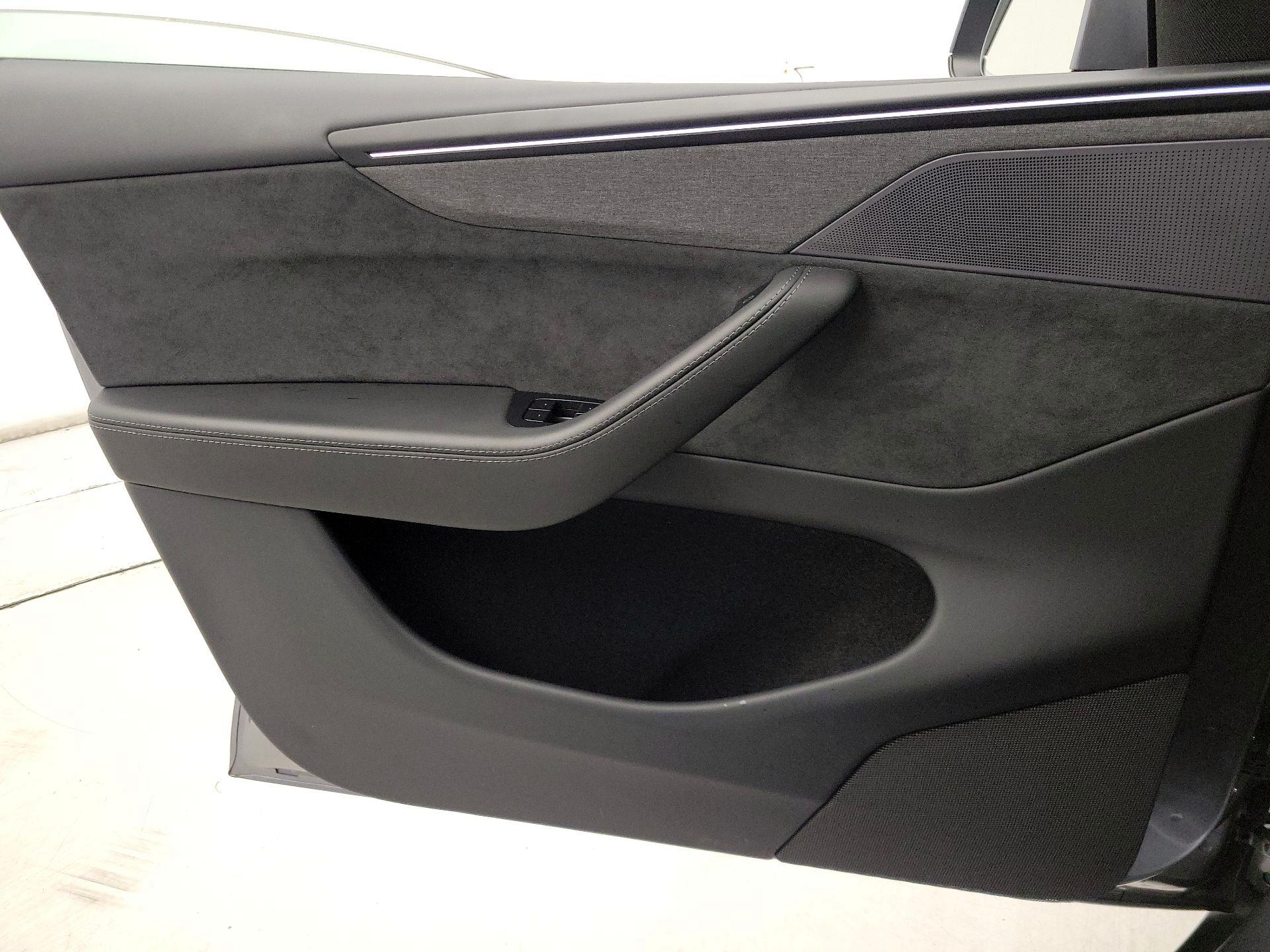 Thumbnail: 2026 Tesla Model Y - 12