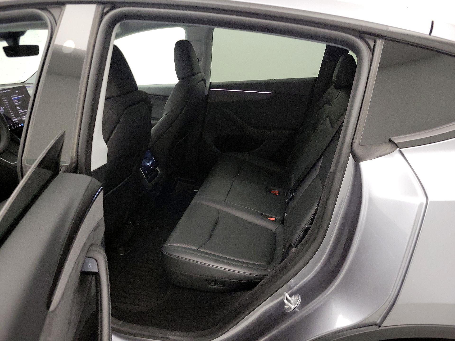 Thumbnail: 2026 Tesla Model Y - 19