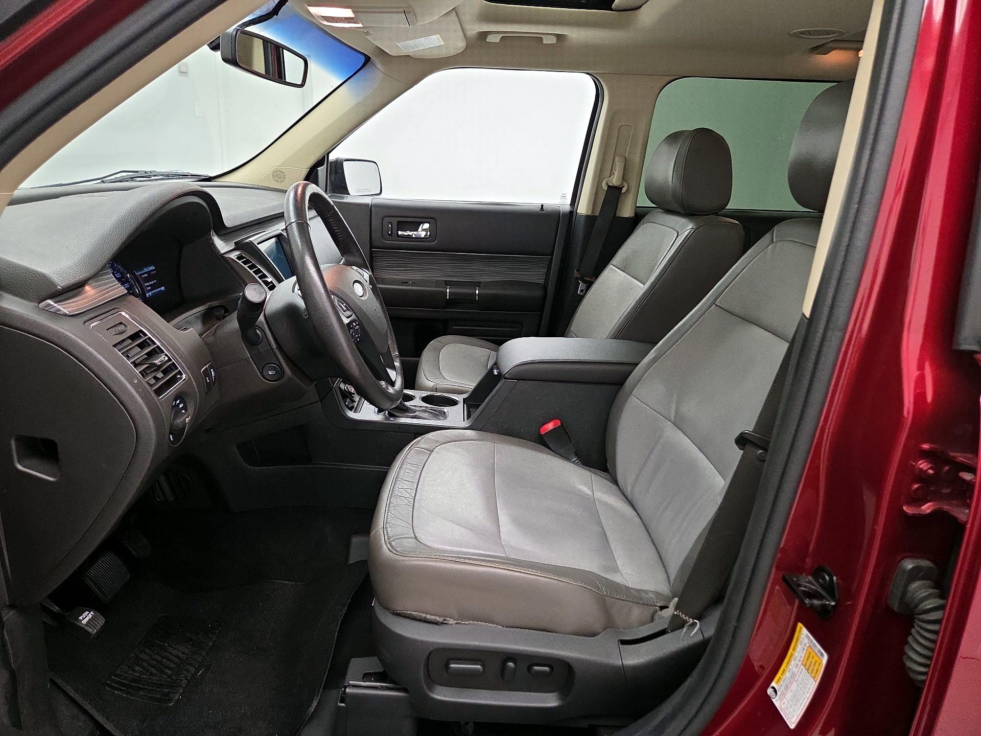 Thumbnail: 2019 Ford Flex - 11