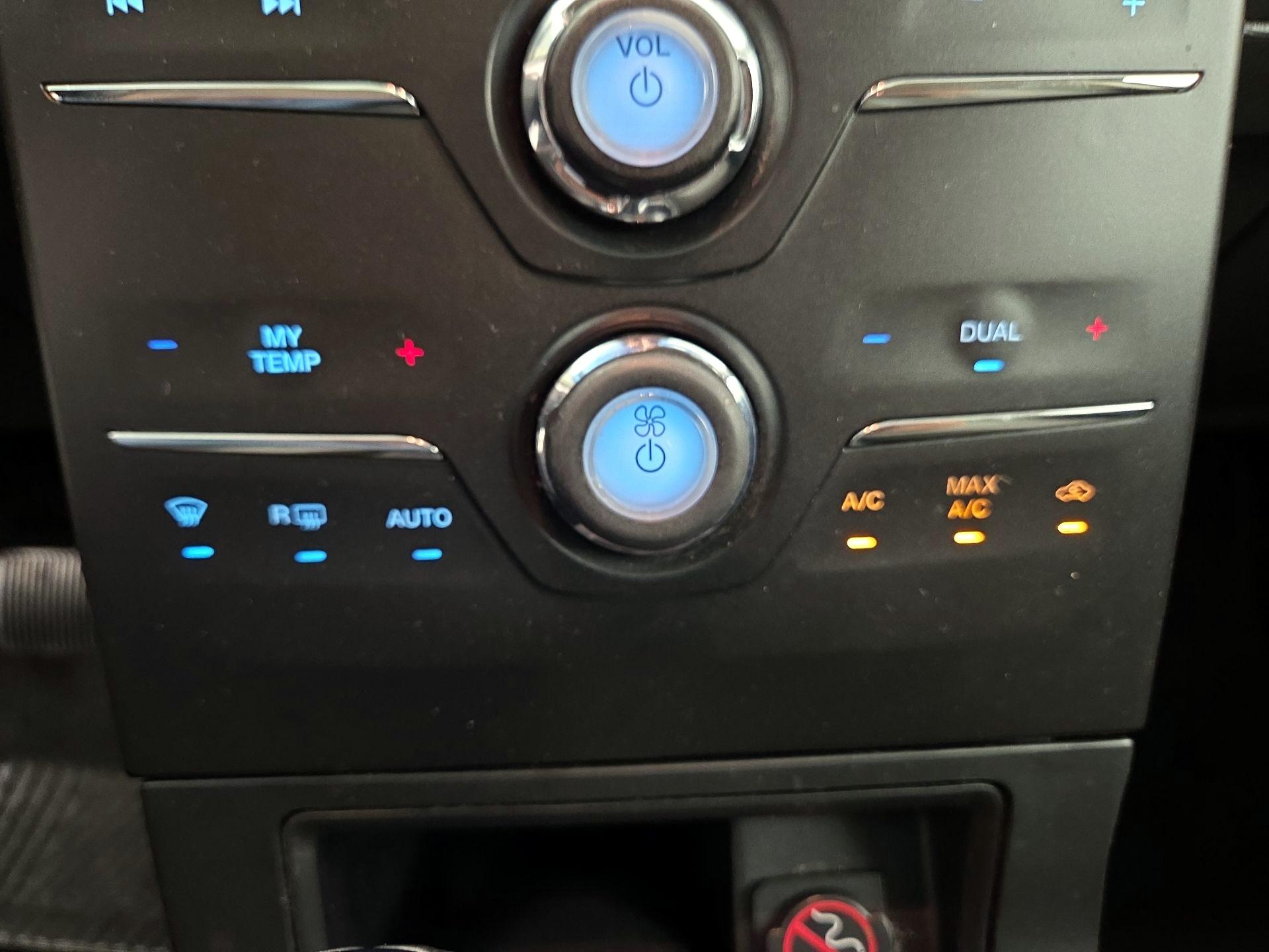 Thumbnail: 2019 Ford Flex - 17