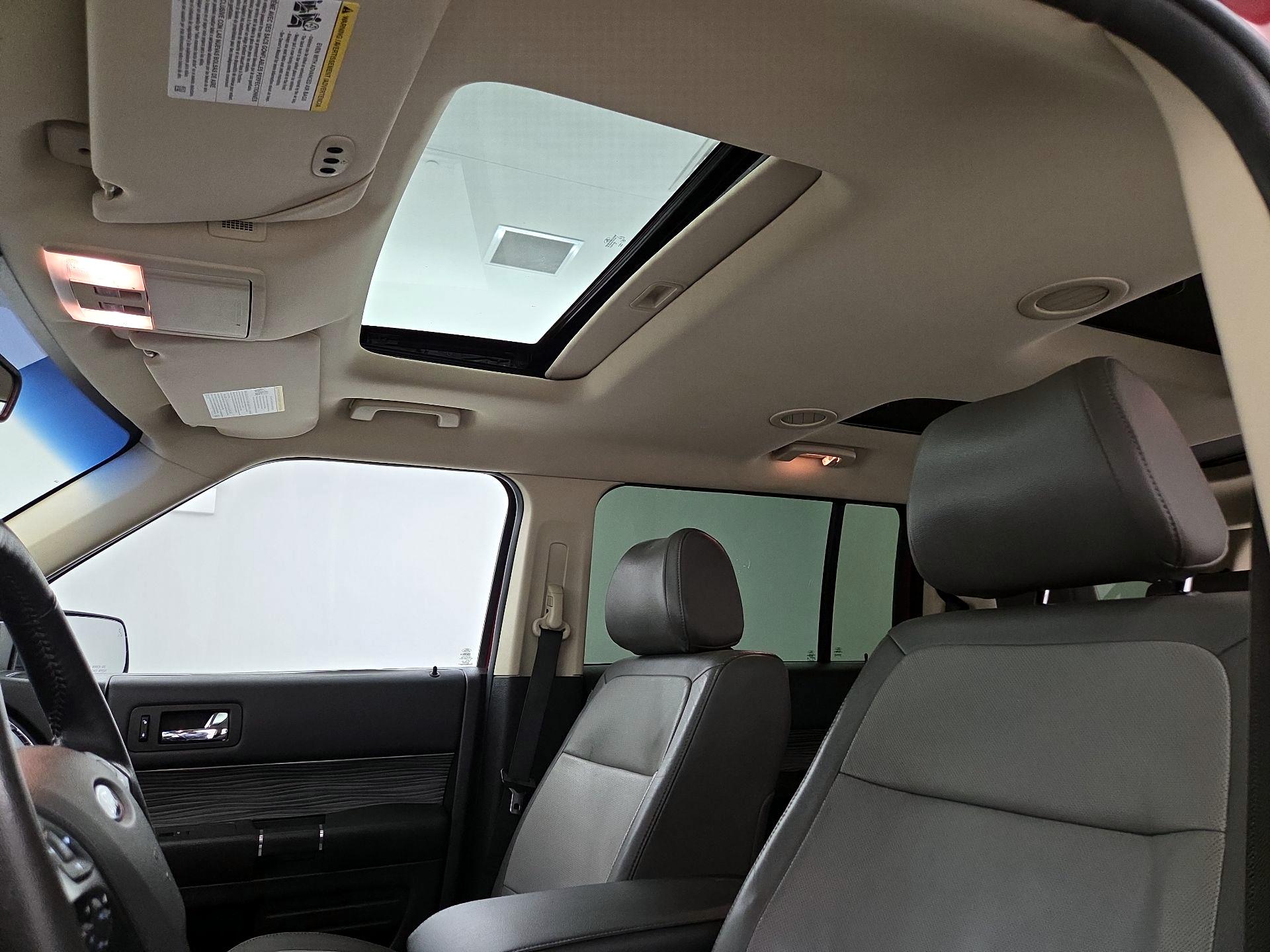 Thumbnail: 2019 Ford Flex - 19