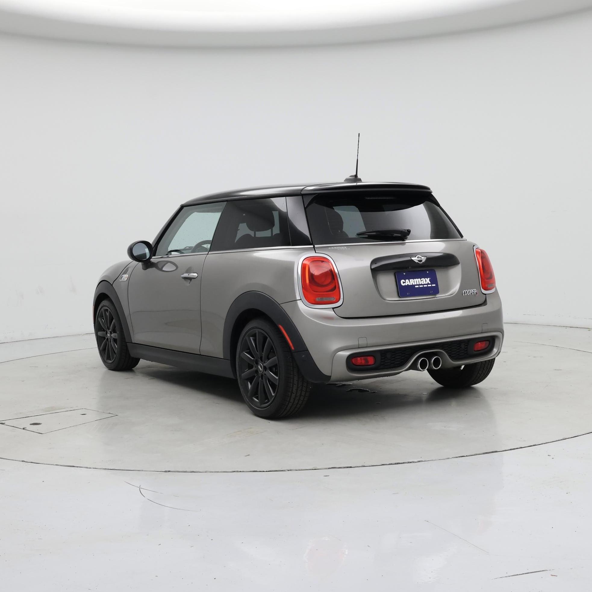 Thumbnail: 2016 MINI Cooper Hardtop - 2
