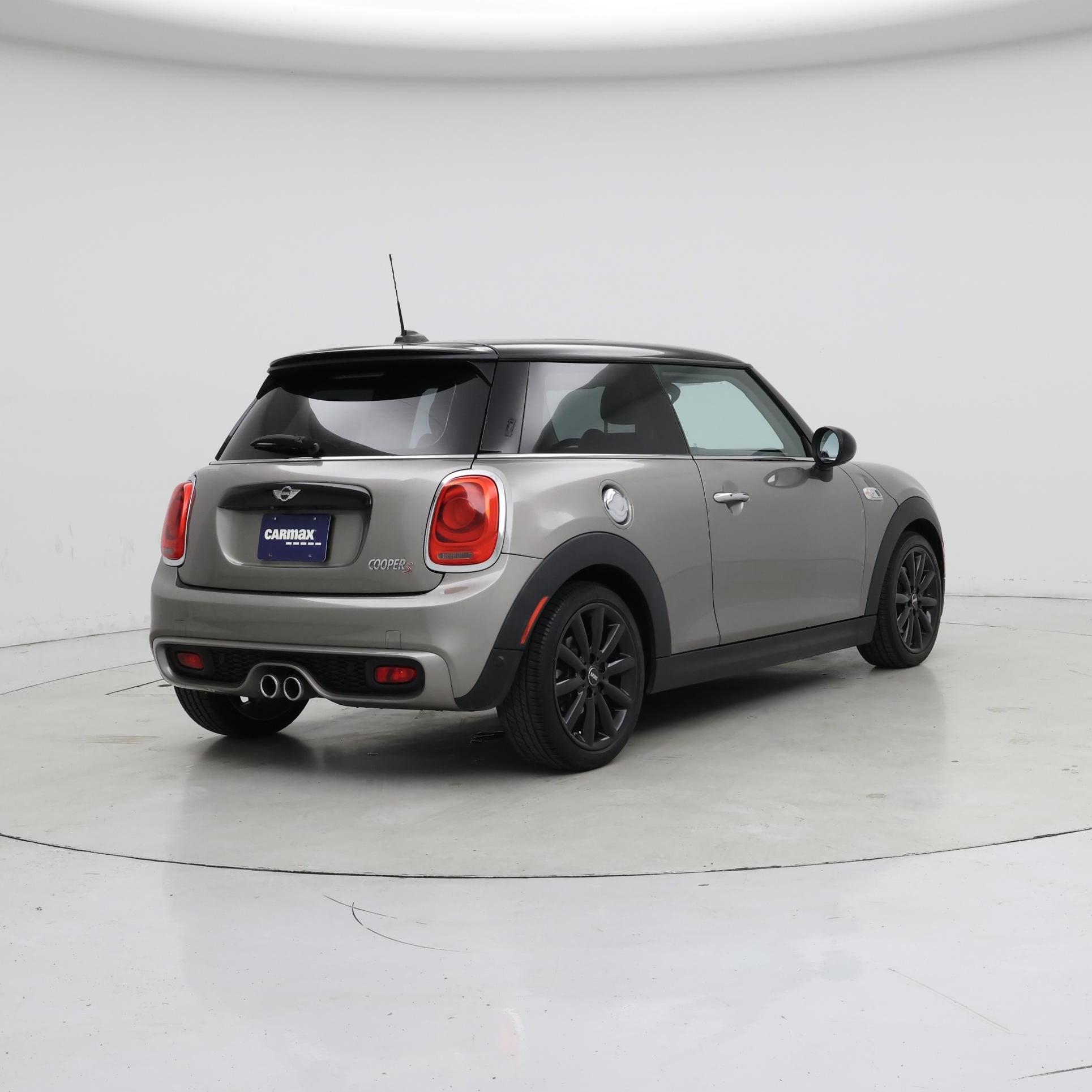 Thumbnail: 2016 MINI Cooper Hardtop - 8