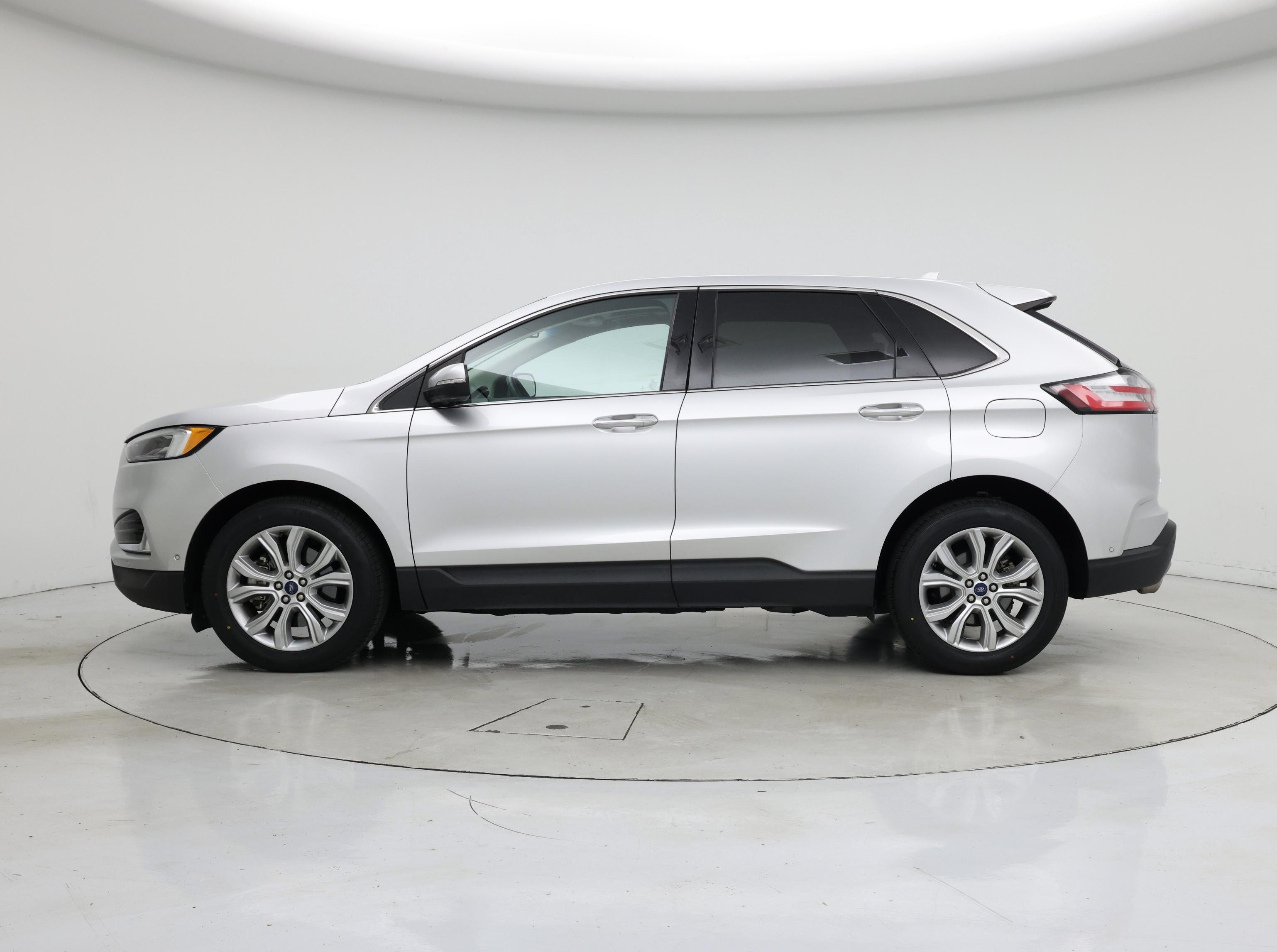 Thumbnail: 2019 Ford Edge - 3