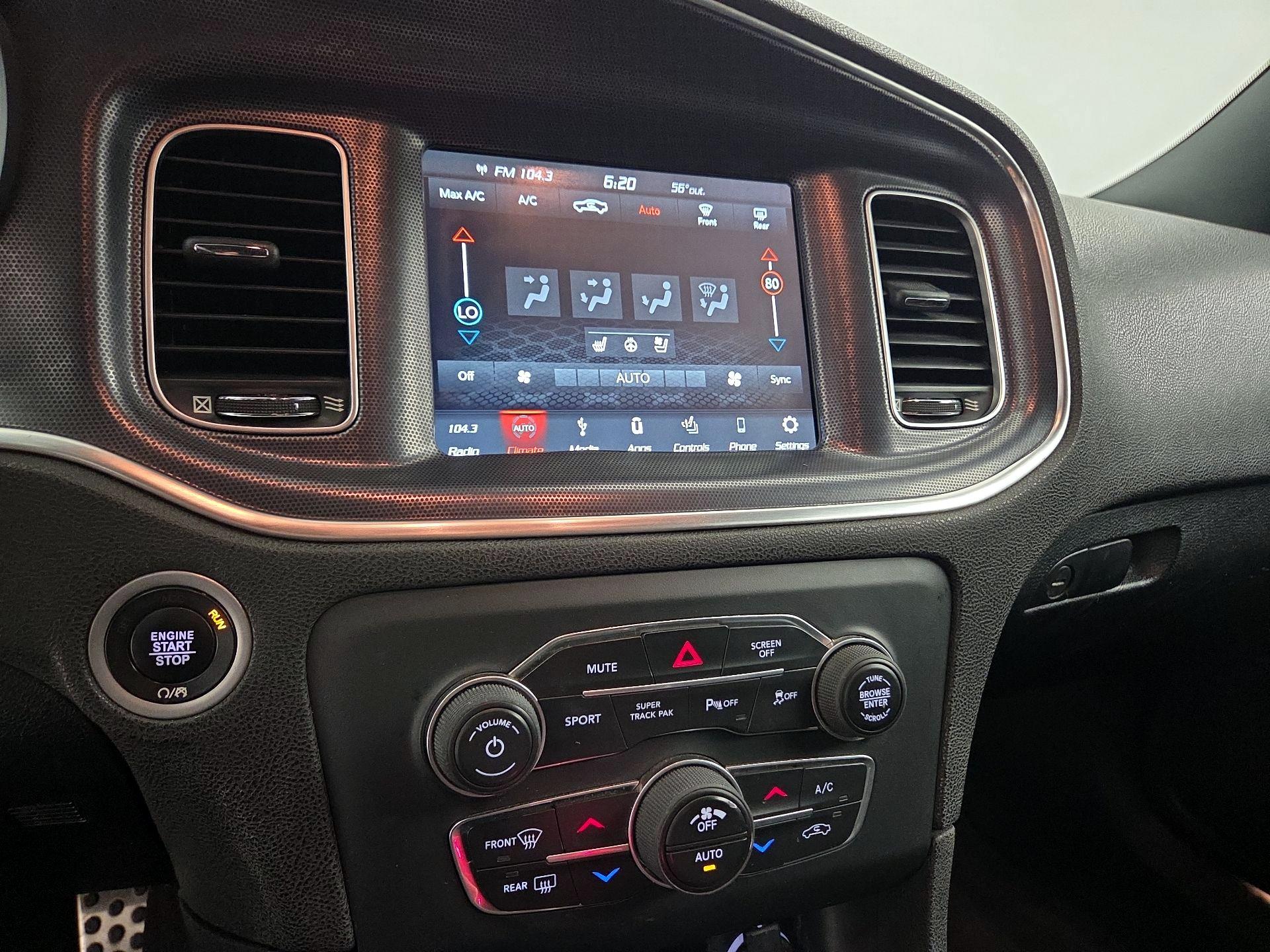 Thumbnail: 2018 Dodge Charger - 16