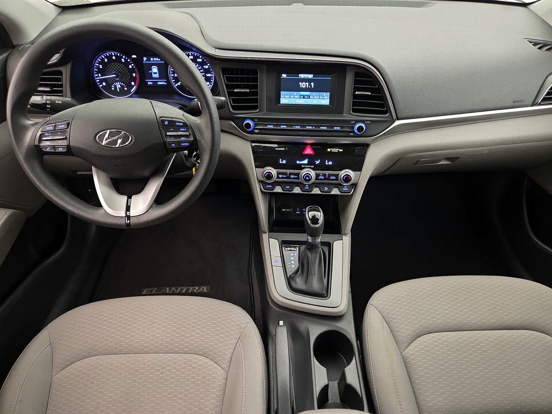 Thumbnail: 2020 Hyundai Elantra - 9