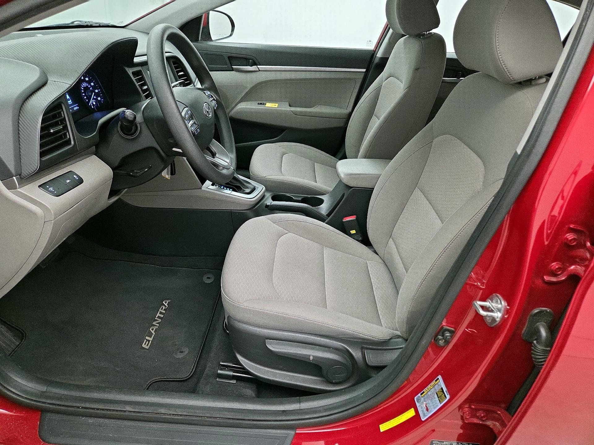 Thumbnail: 2020 Hyundai Elantra - 11