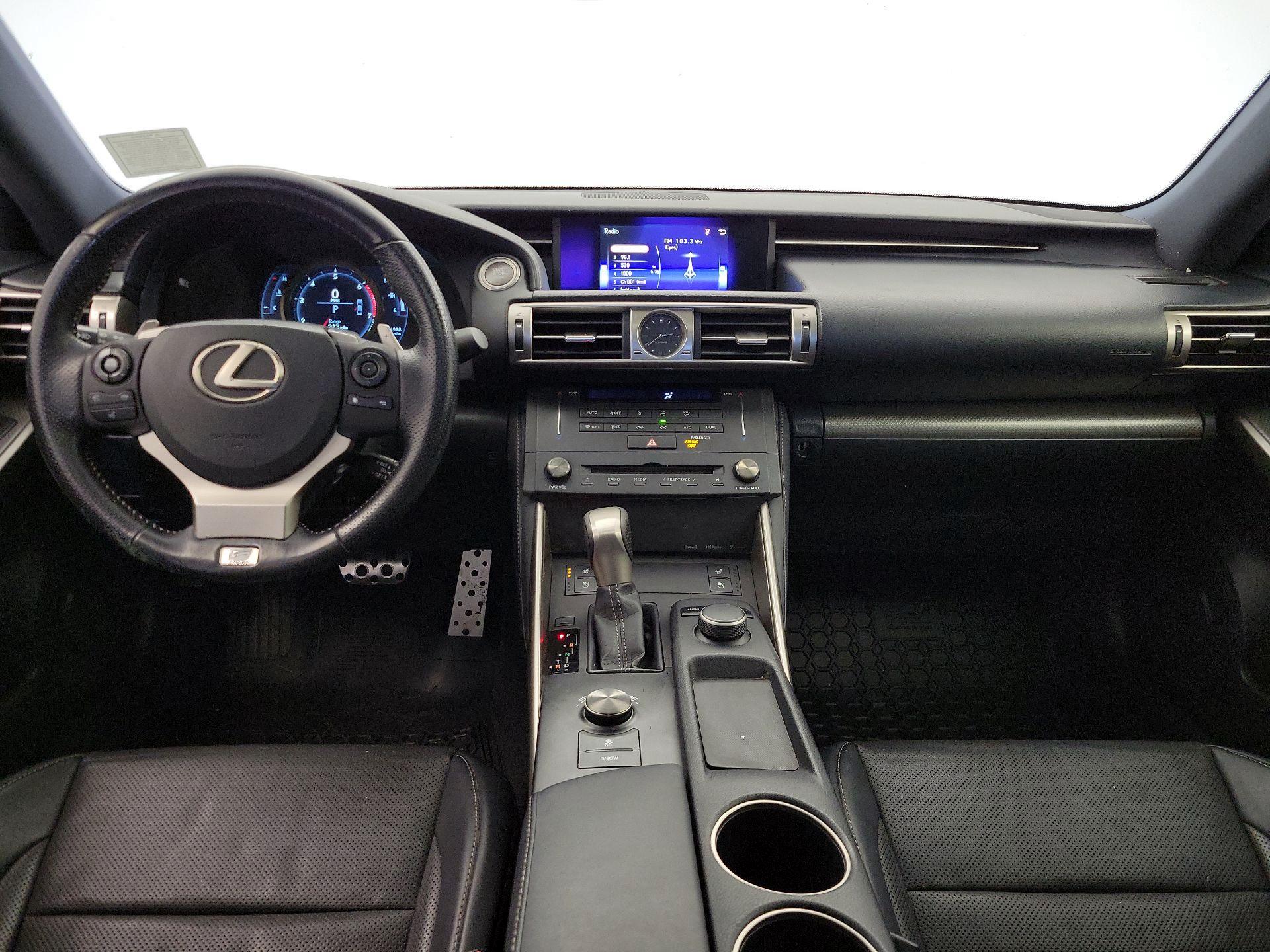 Thumbnail: 2016 Lexus IS - 9