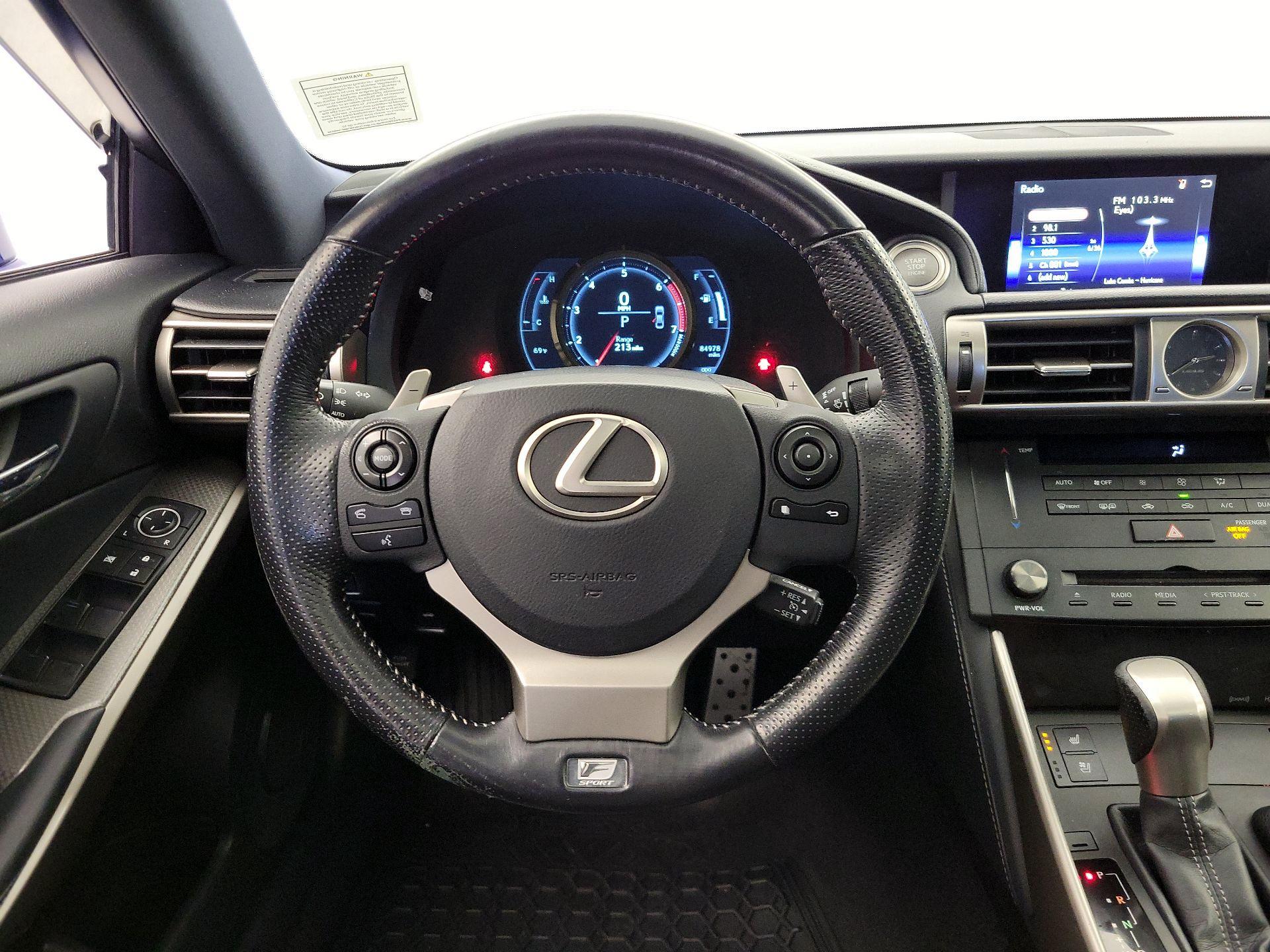 Thumbnail: 2016 Lexus IS - 10