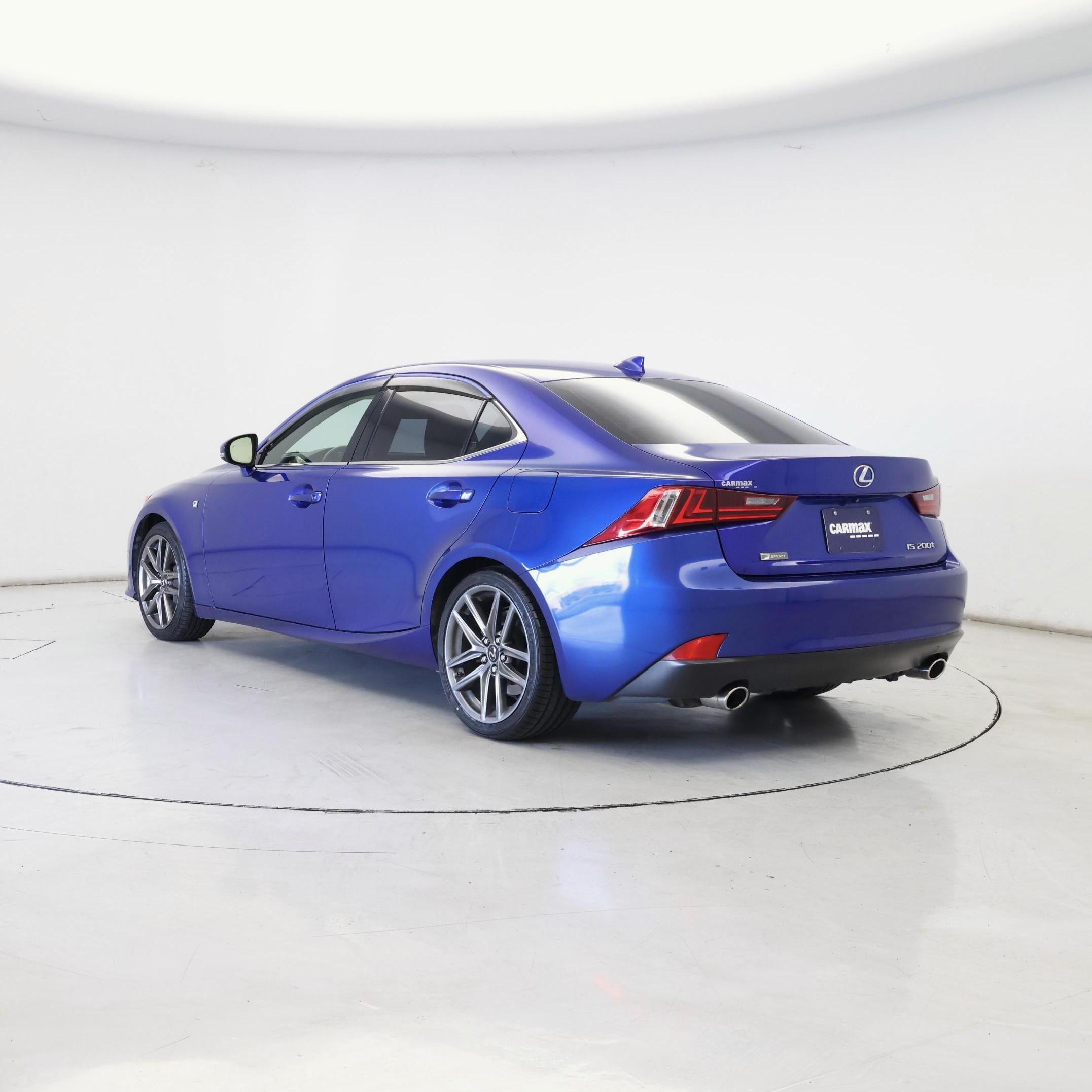 Thumbnail: 2016 Lexus IS - 2