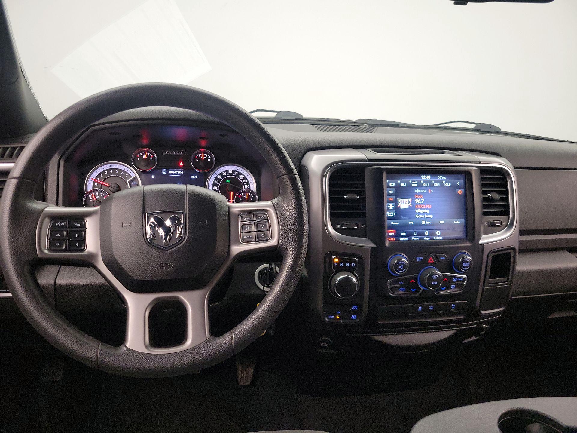 Thumbnail: 2021 RAM 1500 Classic - 9