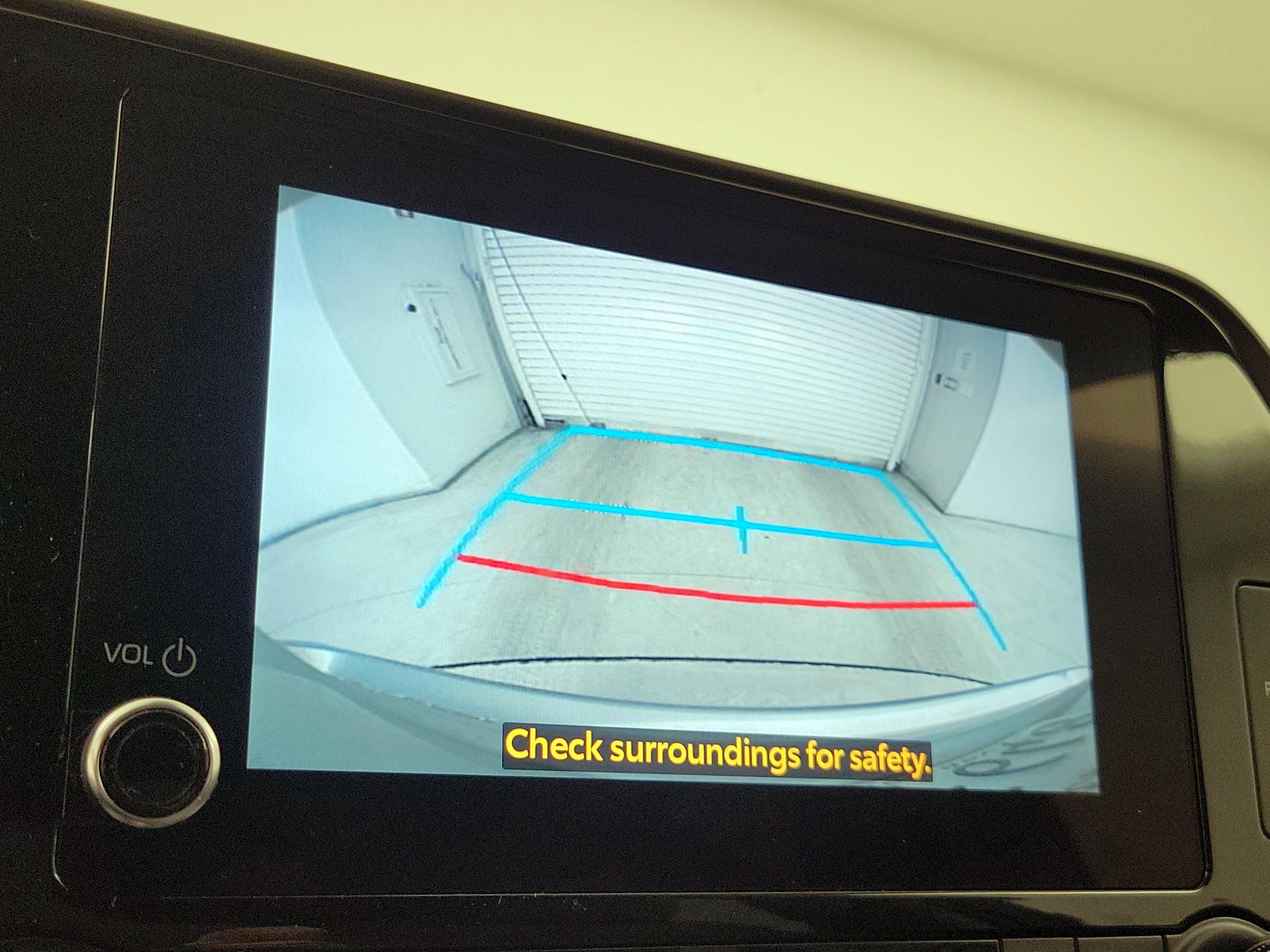 Thumbnail: 2023 Toyota Highlander - 14