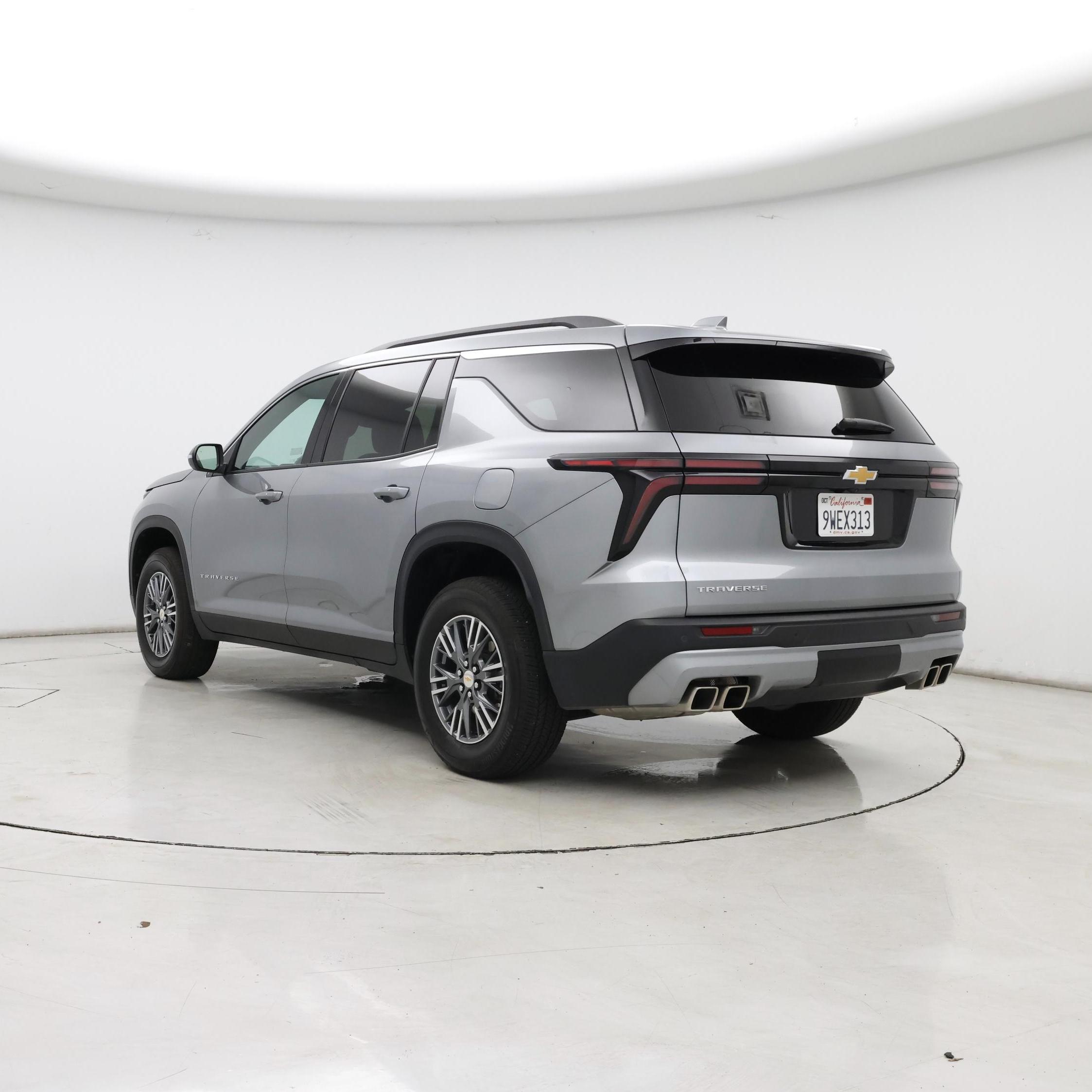Thumbnail: 2025 Chevrolet Traverse - 2