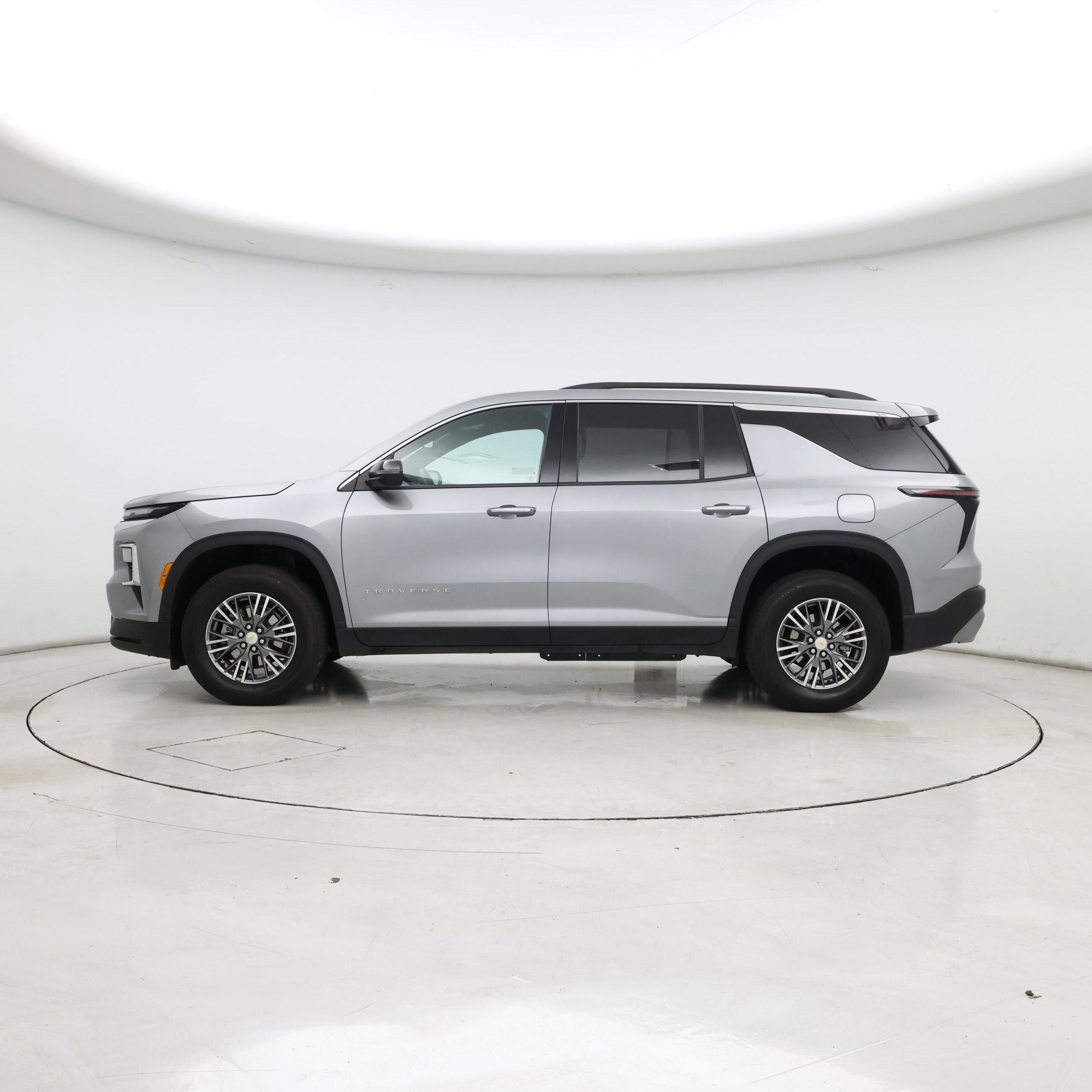 Thumbnail: 2025 Chevrolet Traverse - 3