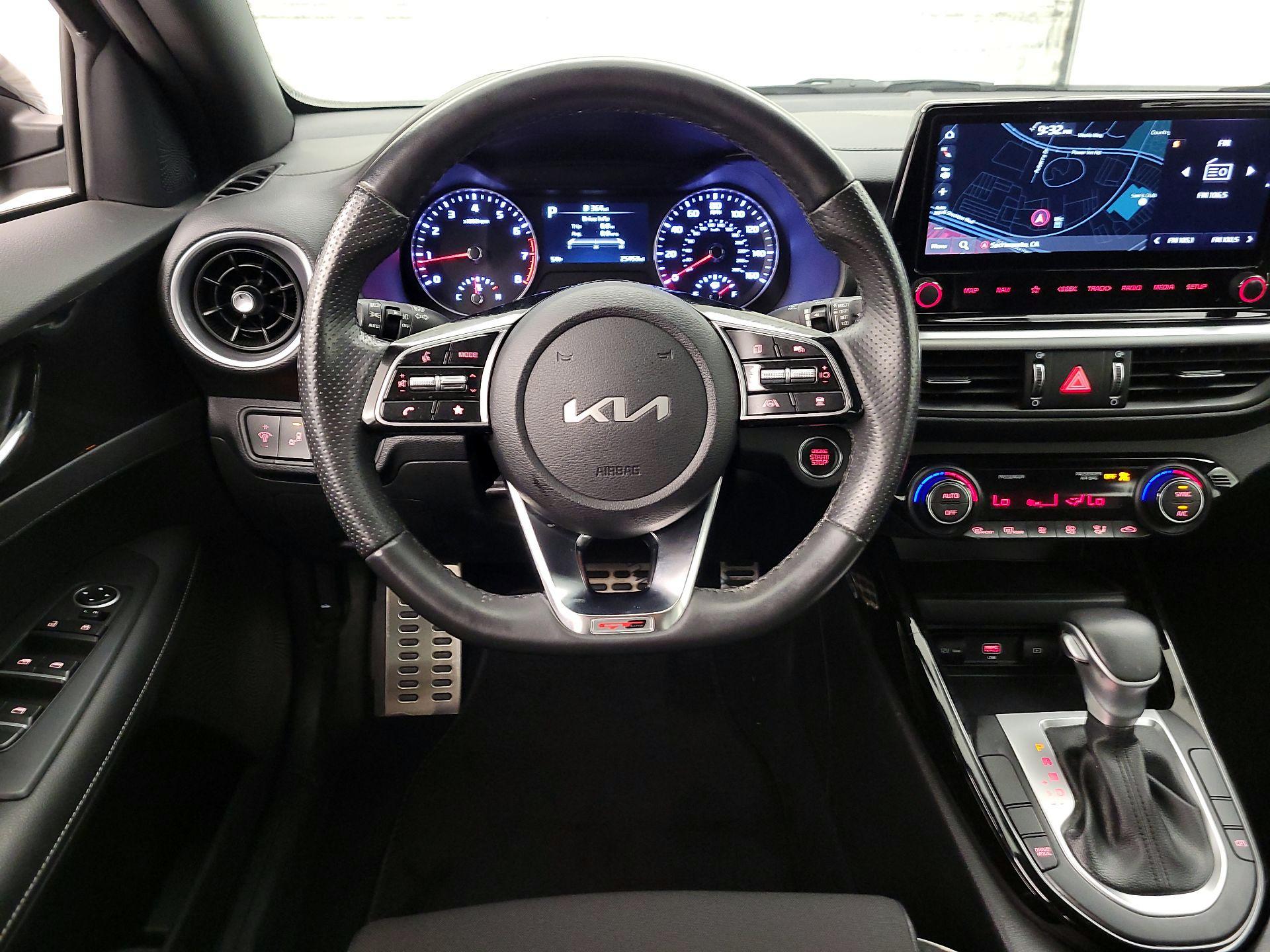 Thumbnail: 2024 Kia Forte - 10