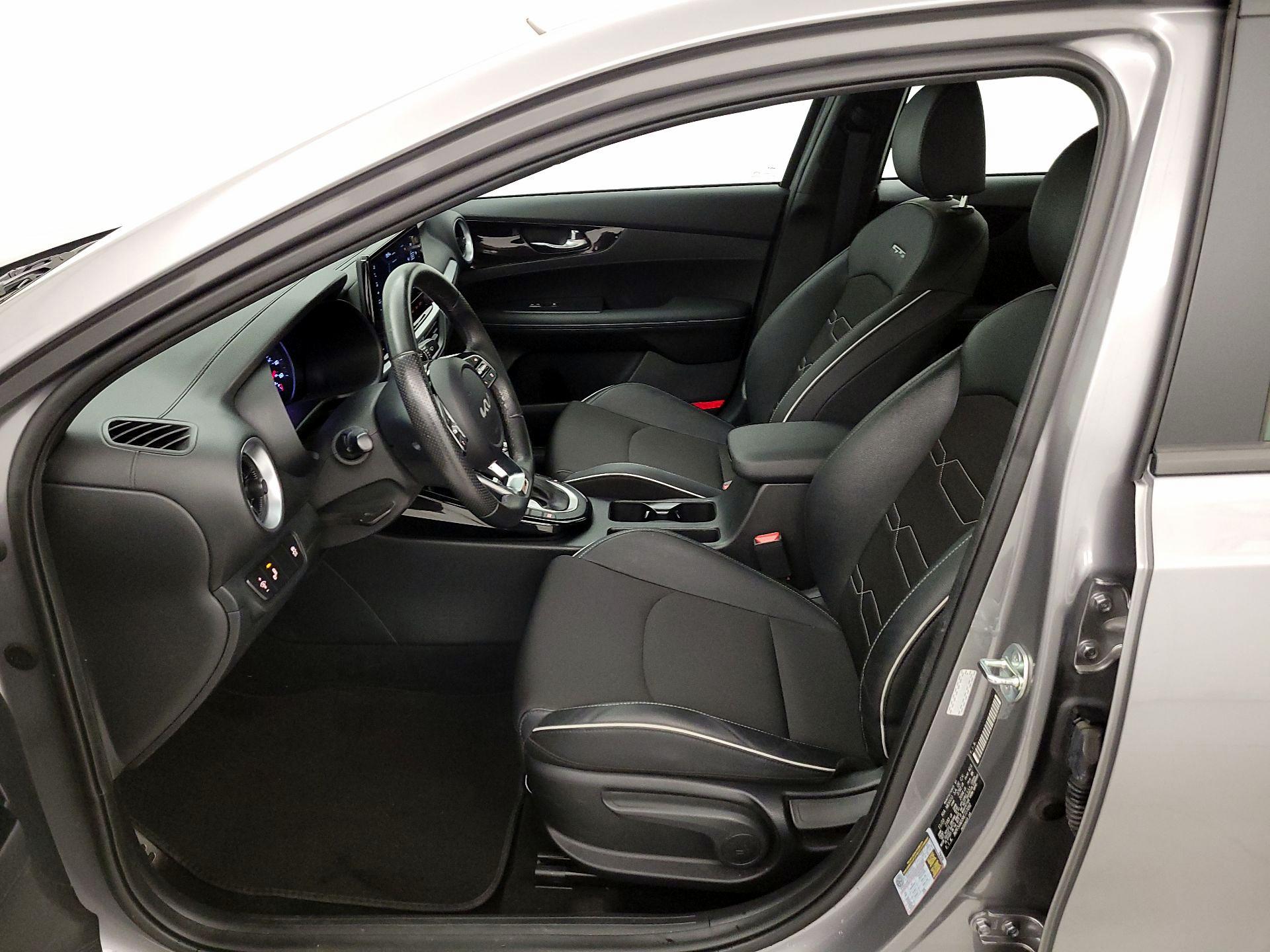 Thumbnail: 2024 Kia Forte - 11