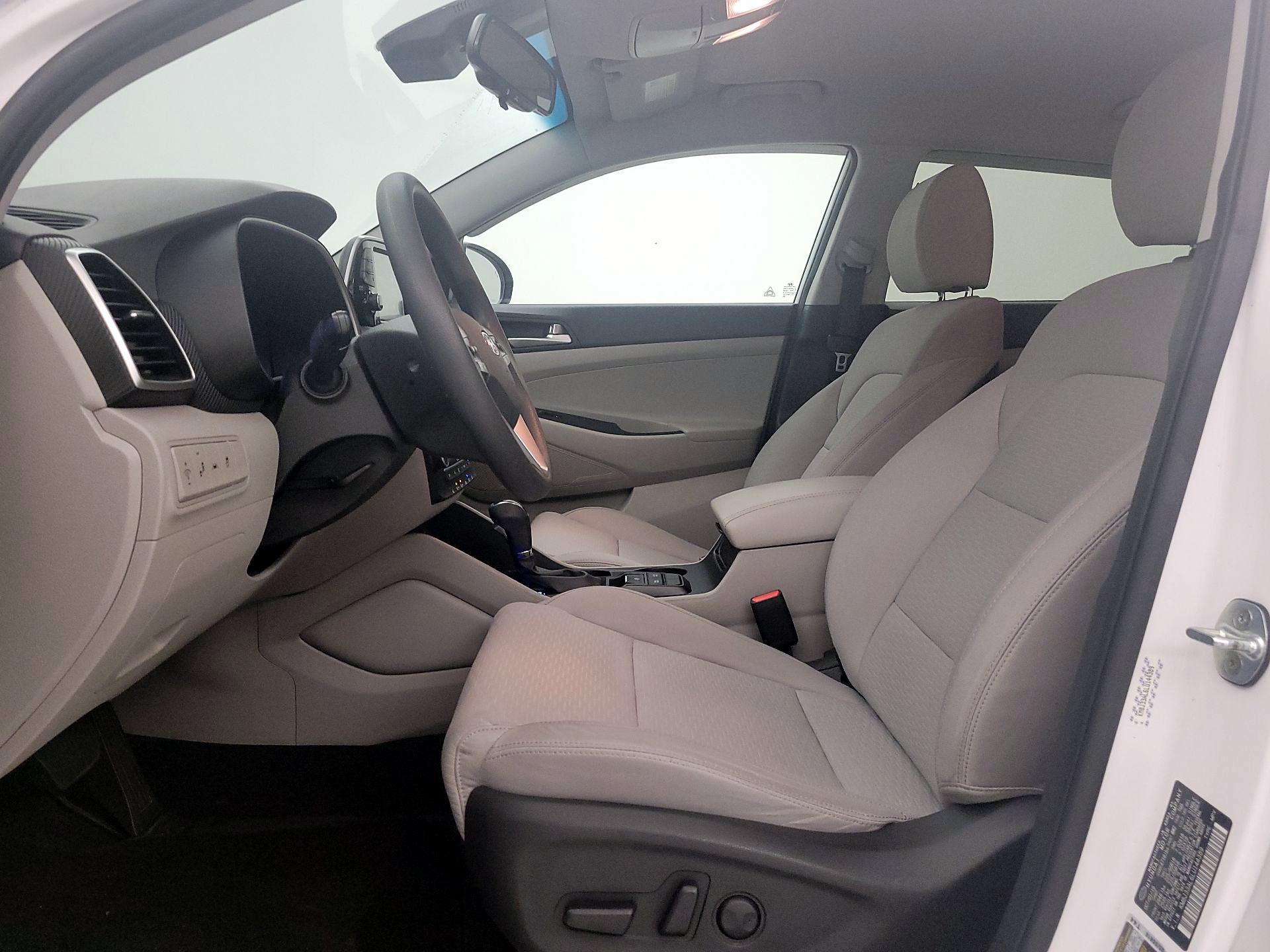 Thumbnail: 2020 Hyundai Tucson - 11