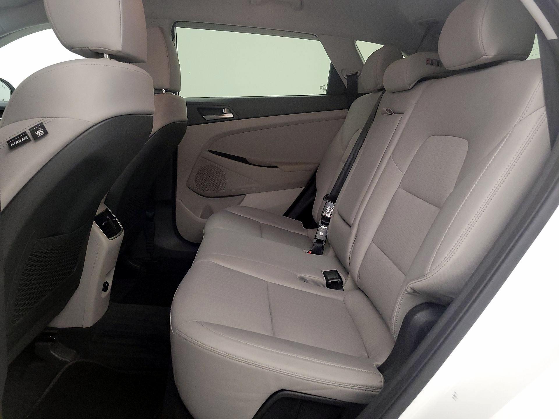 Thumbnail: 2020 Hyundai Tucson - 18