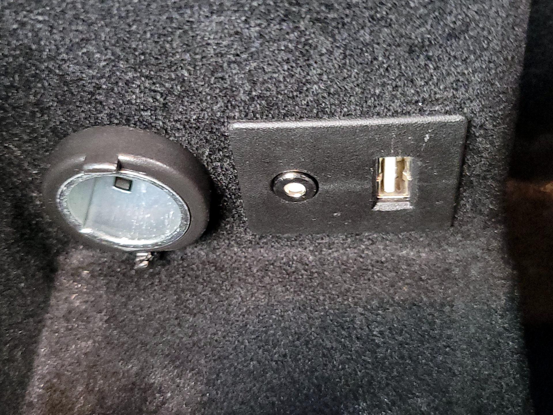 Thumbnail: 2014 Cadillac CTS - 18