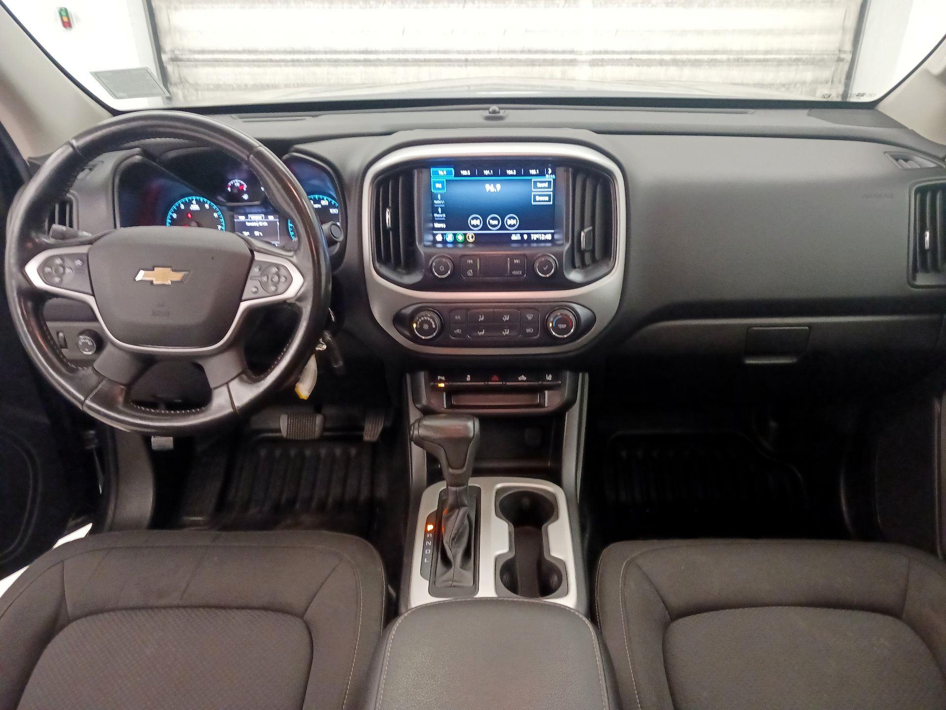 Thumbnail: 2021 Chevrolet Colorado - 9