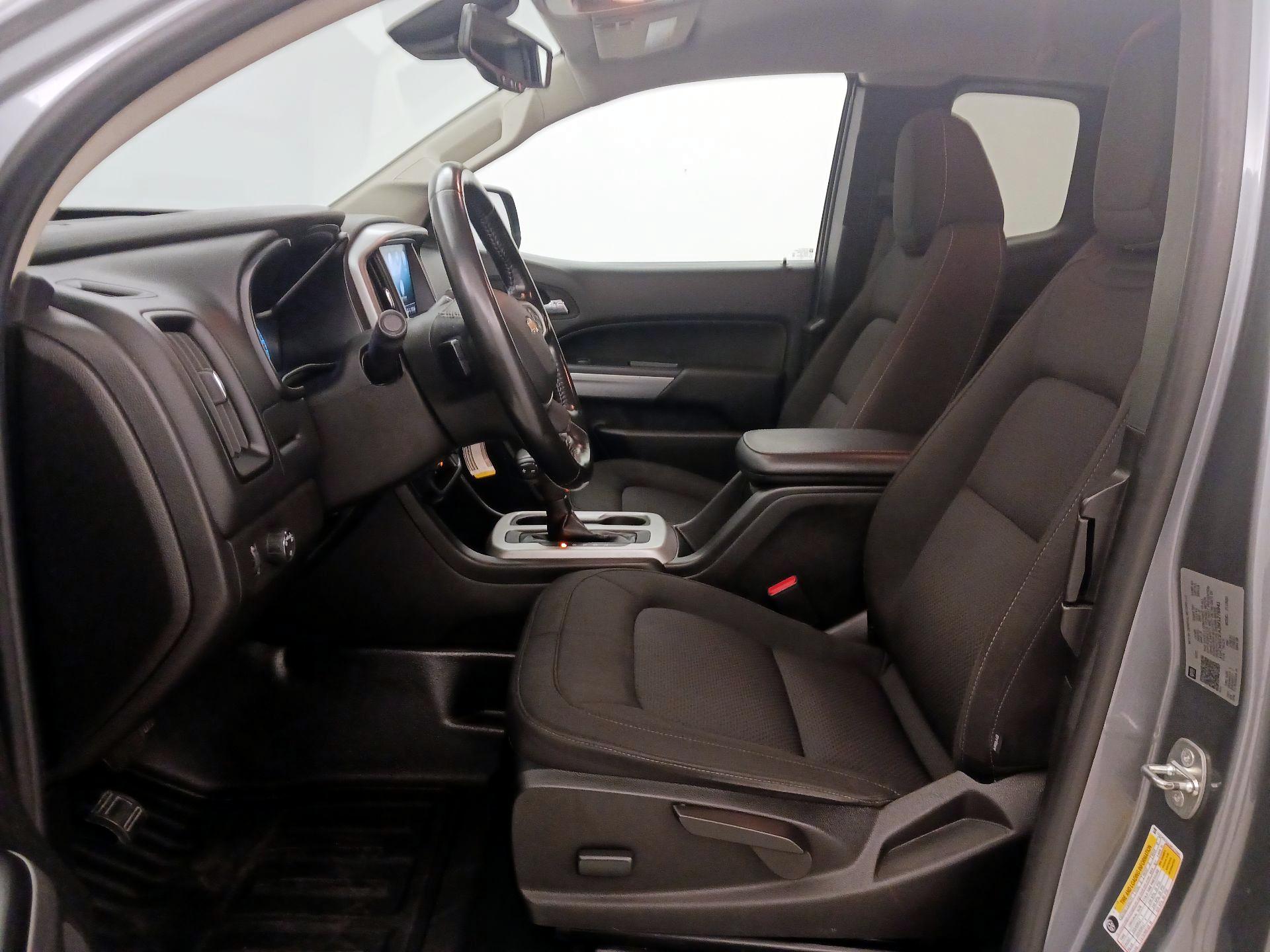 Thumbnail: 2021 Chevrolet Colorado - 11