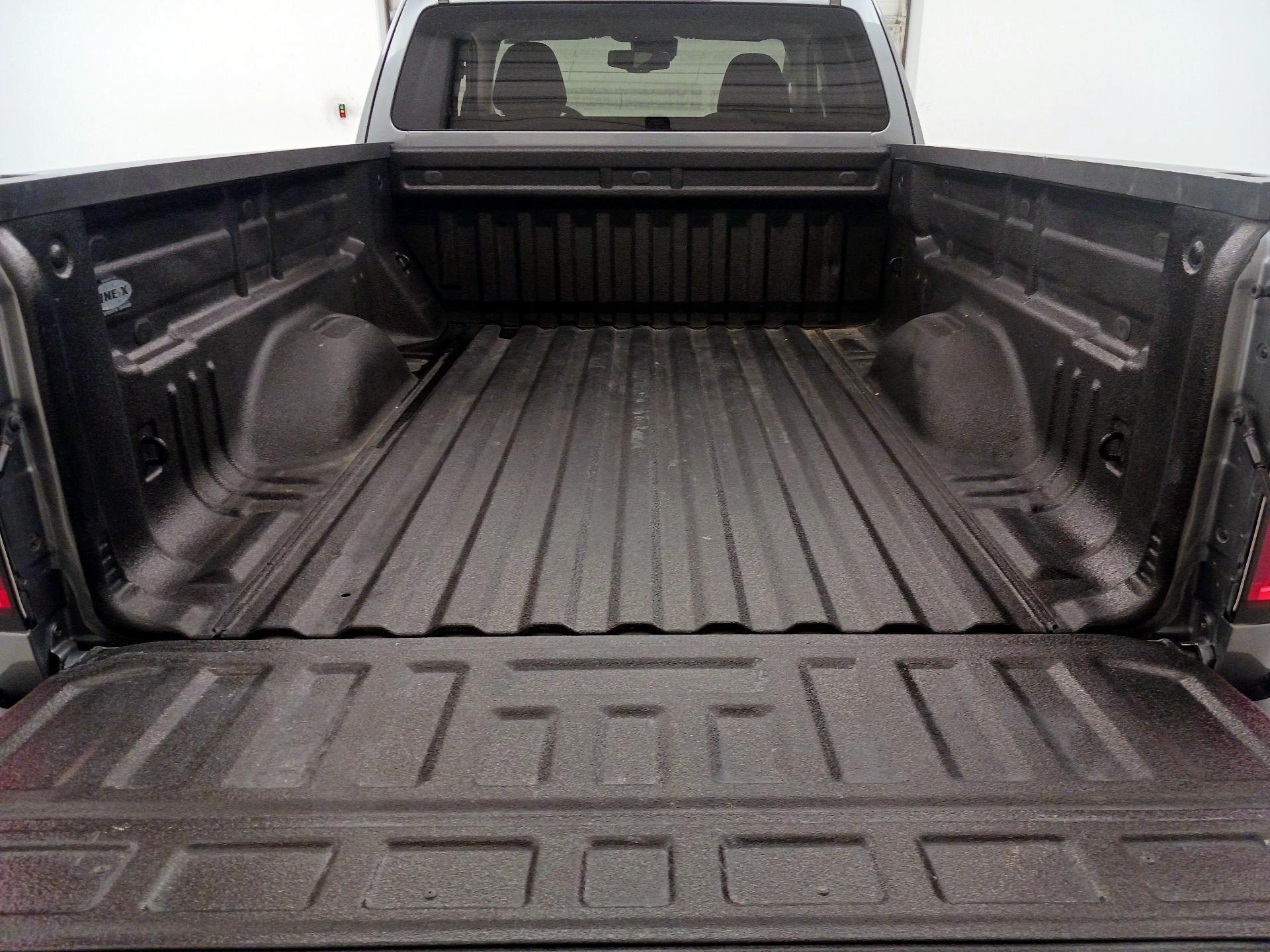 Thumbnail: 2021 Chevrolet Colorado - 18