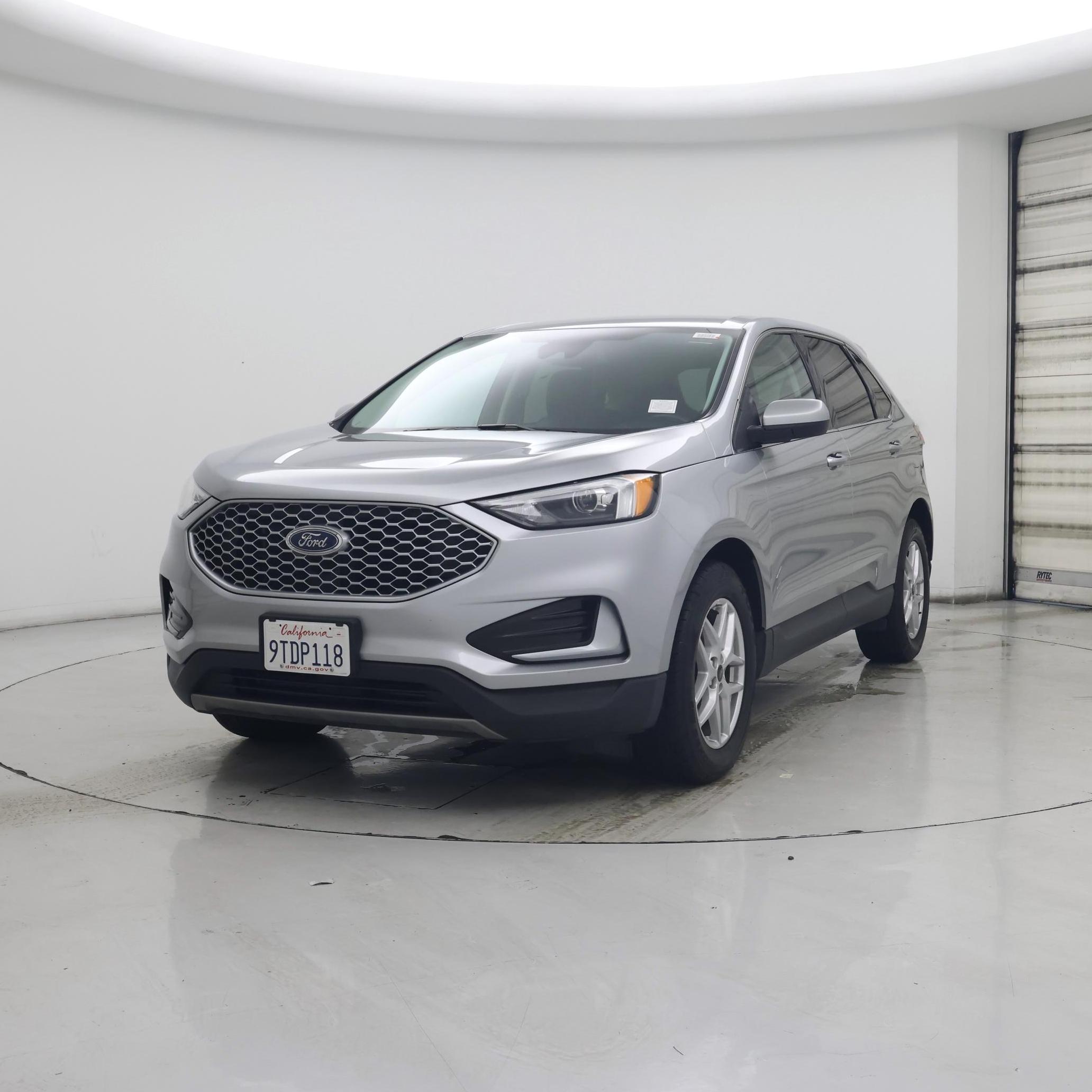 Thumbnail: 2023 Ford Edge - 4