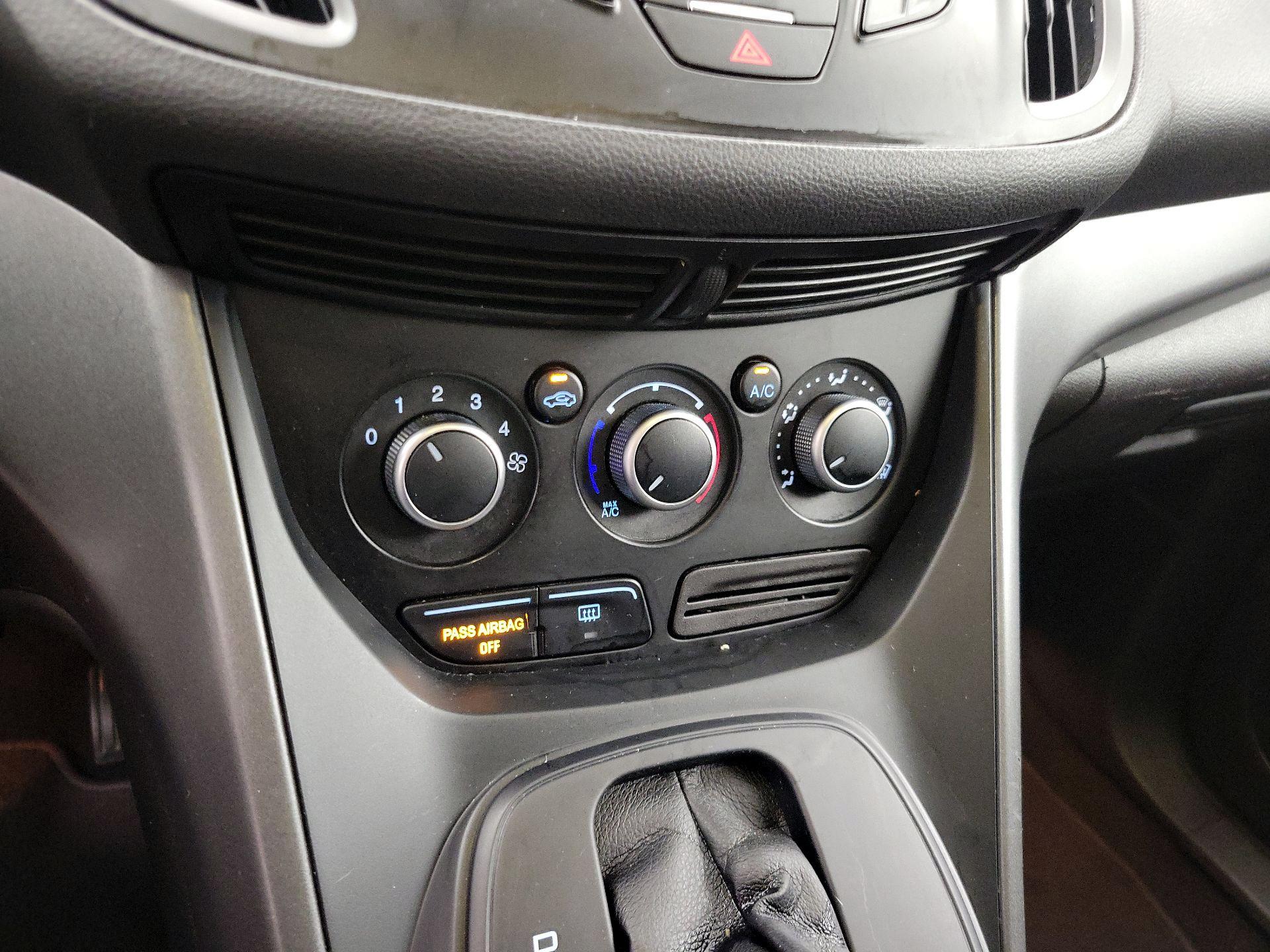 Thumbnail: 2016 Ford Escape - 16