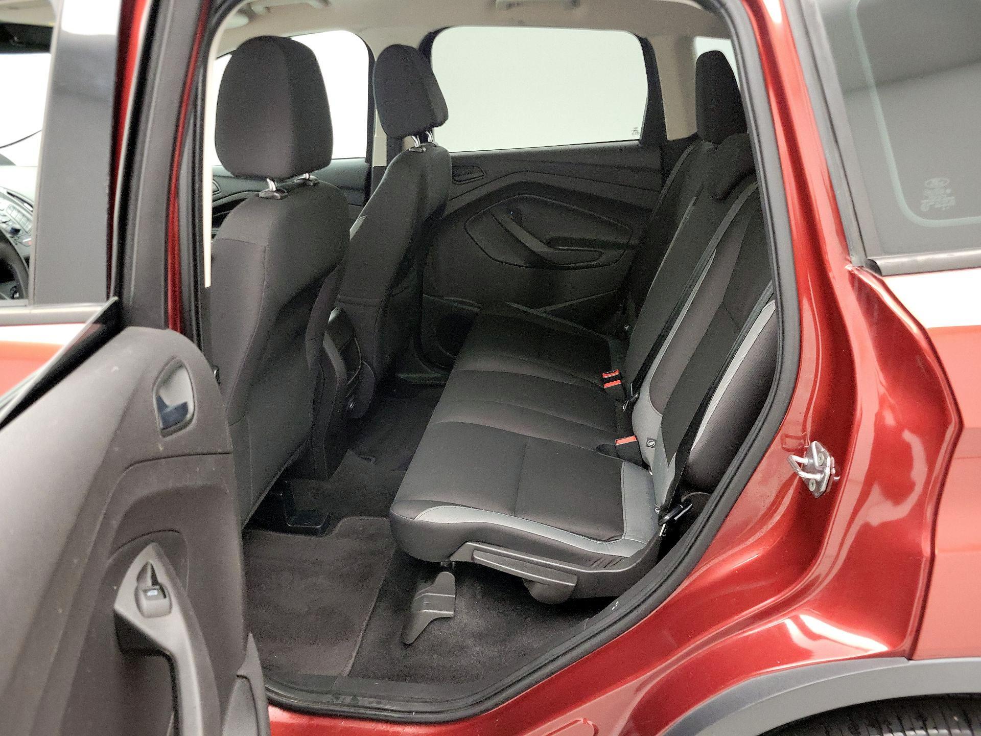 Thumbnail: 2016 Ford Escape - 19