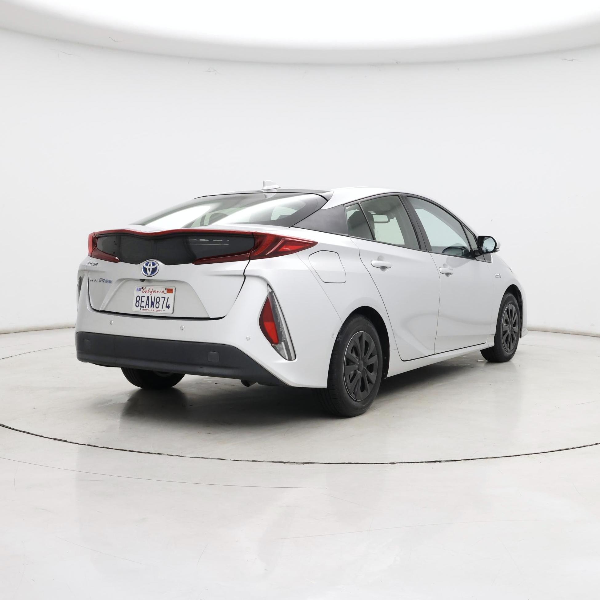 Thumbnail: 2017 Toyota Prius Prime - 8