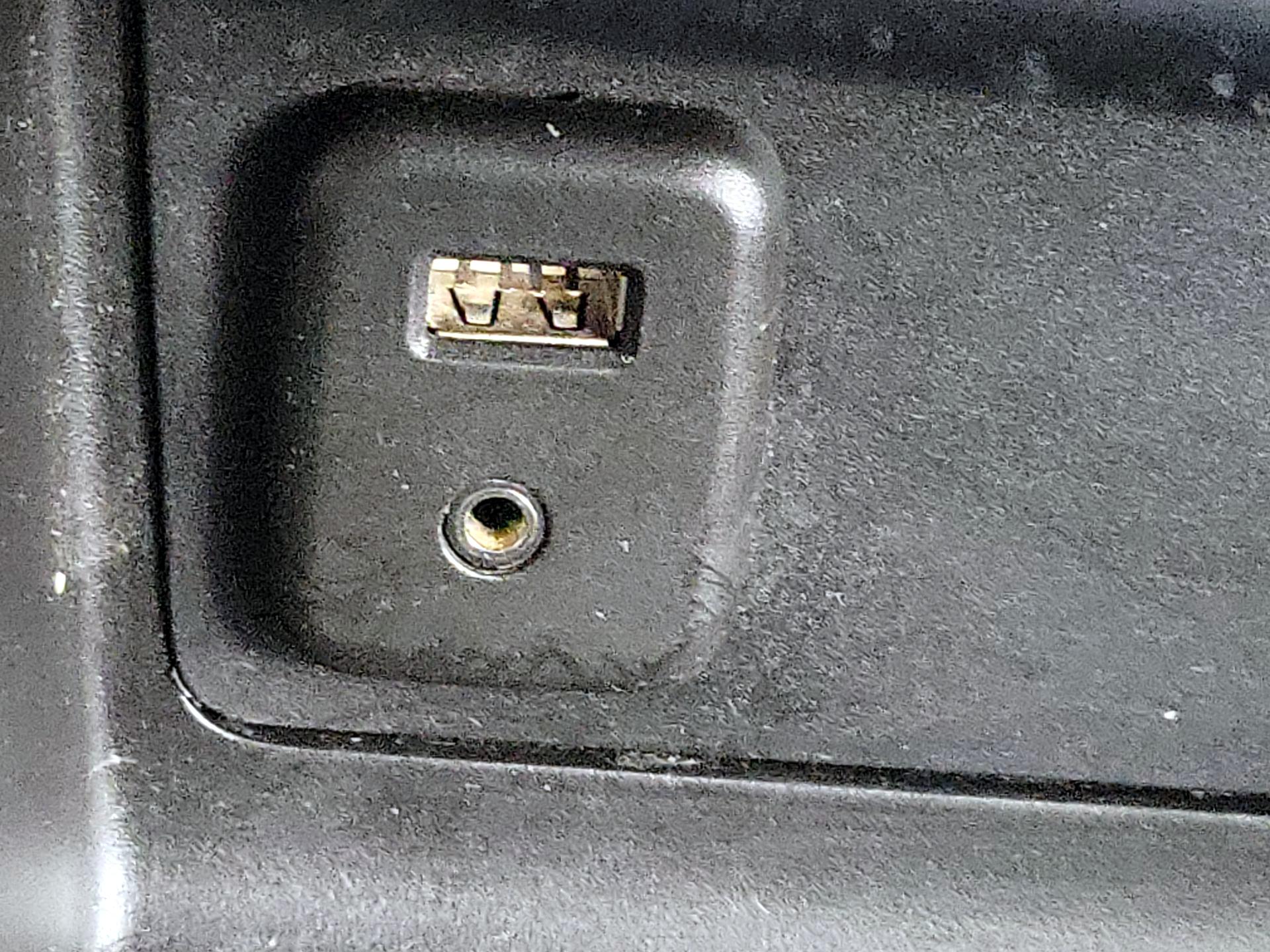 Thumbnail: 2018 Chevrolet Colorado - 18