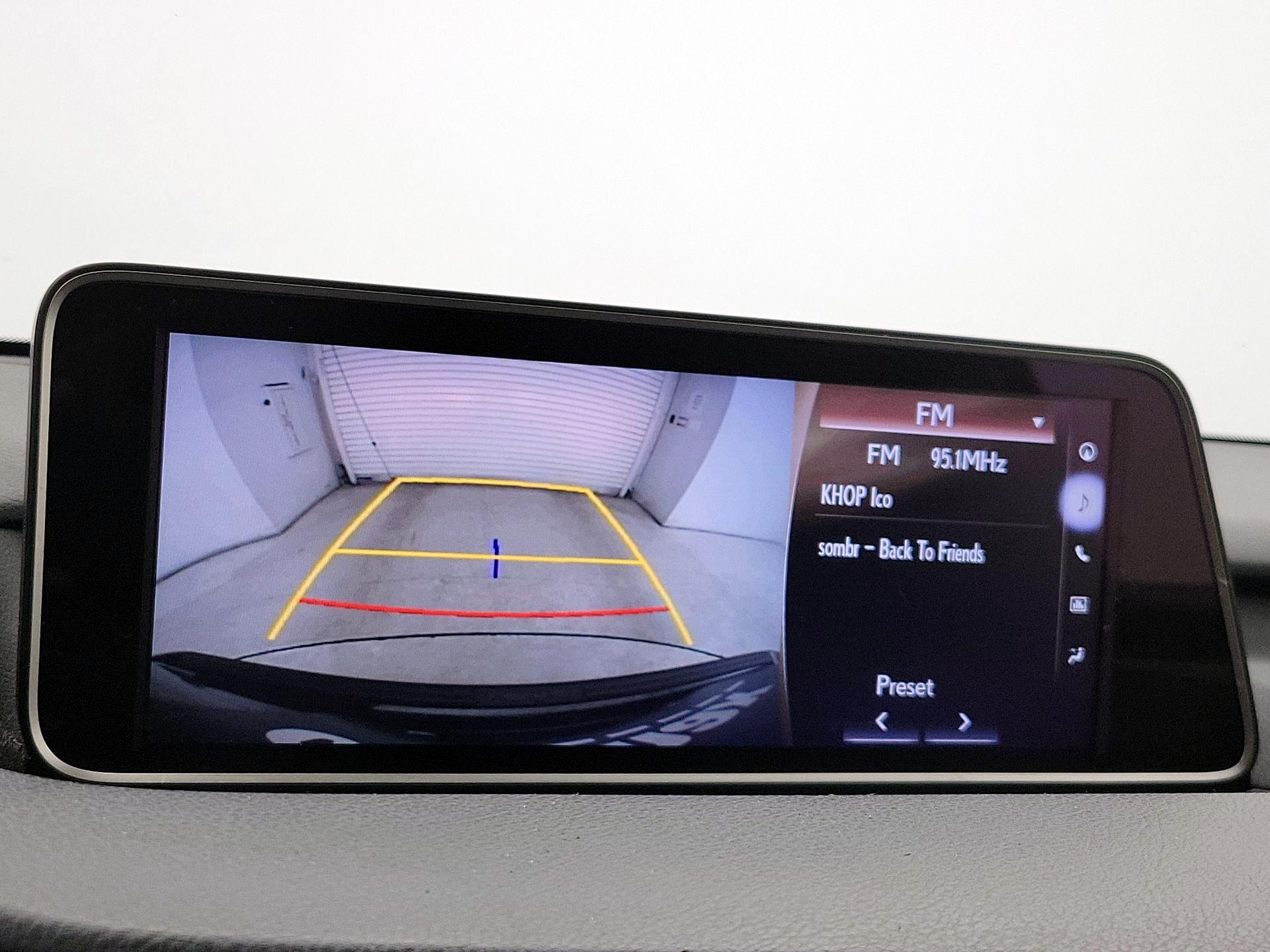 Thumbnail: 2017 Lexus RX - 15