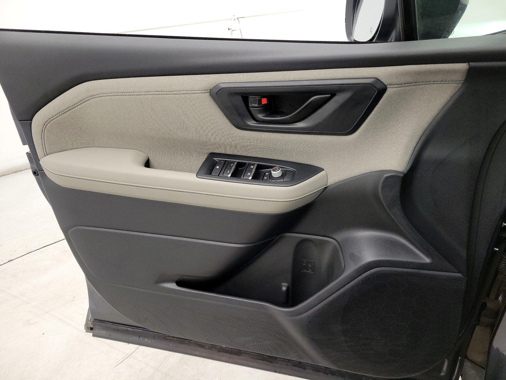 Thumbnail: 2025 Subaru Forester - 12