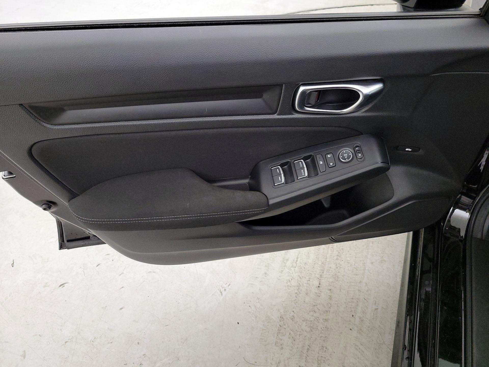 Thumbnail: 2024 Honda Civic - 12