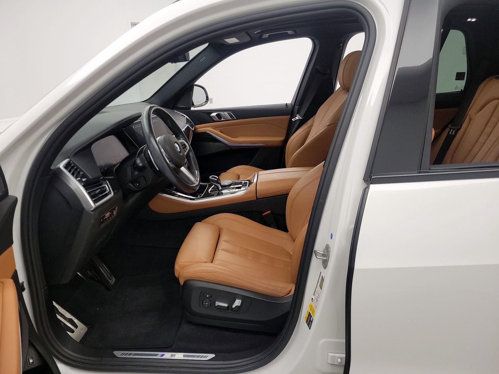 Thumbnail: 2021 BMW X5 - 11