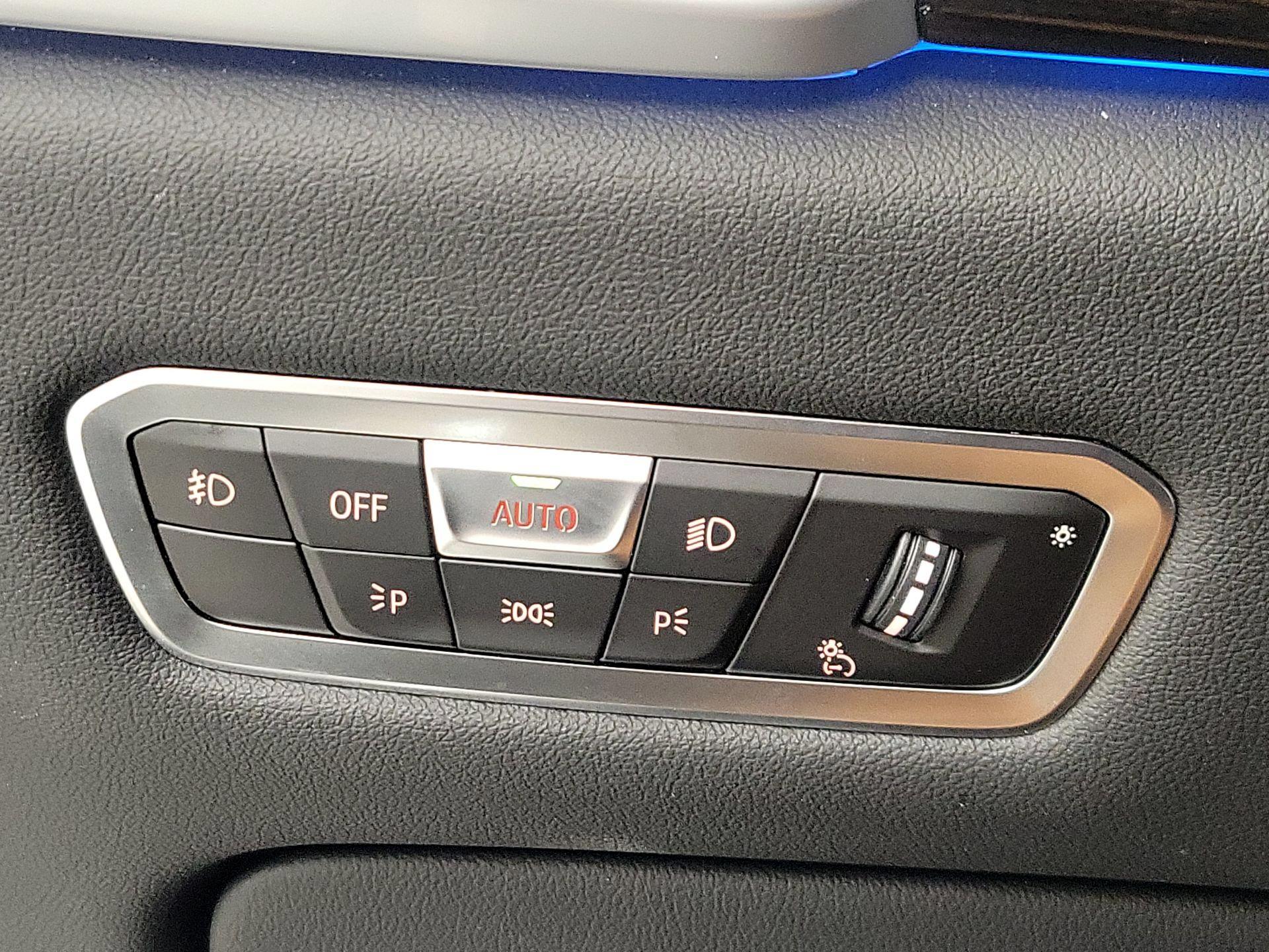 Thumbnail: 2021 BMW X5 - 13