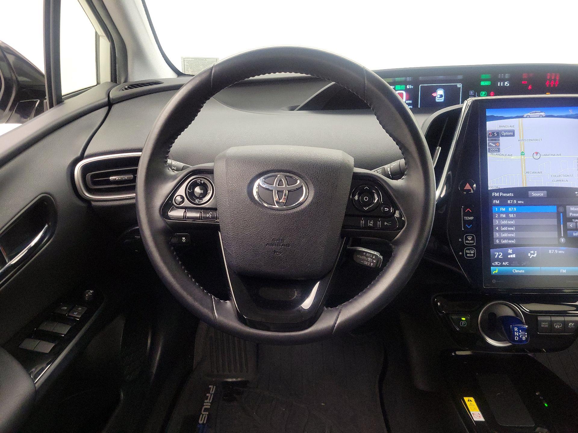 Thumbnail: 2020 Toyota Prius Prime - 10